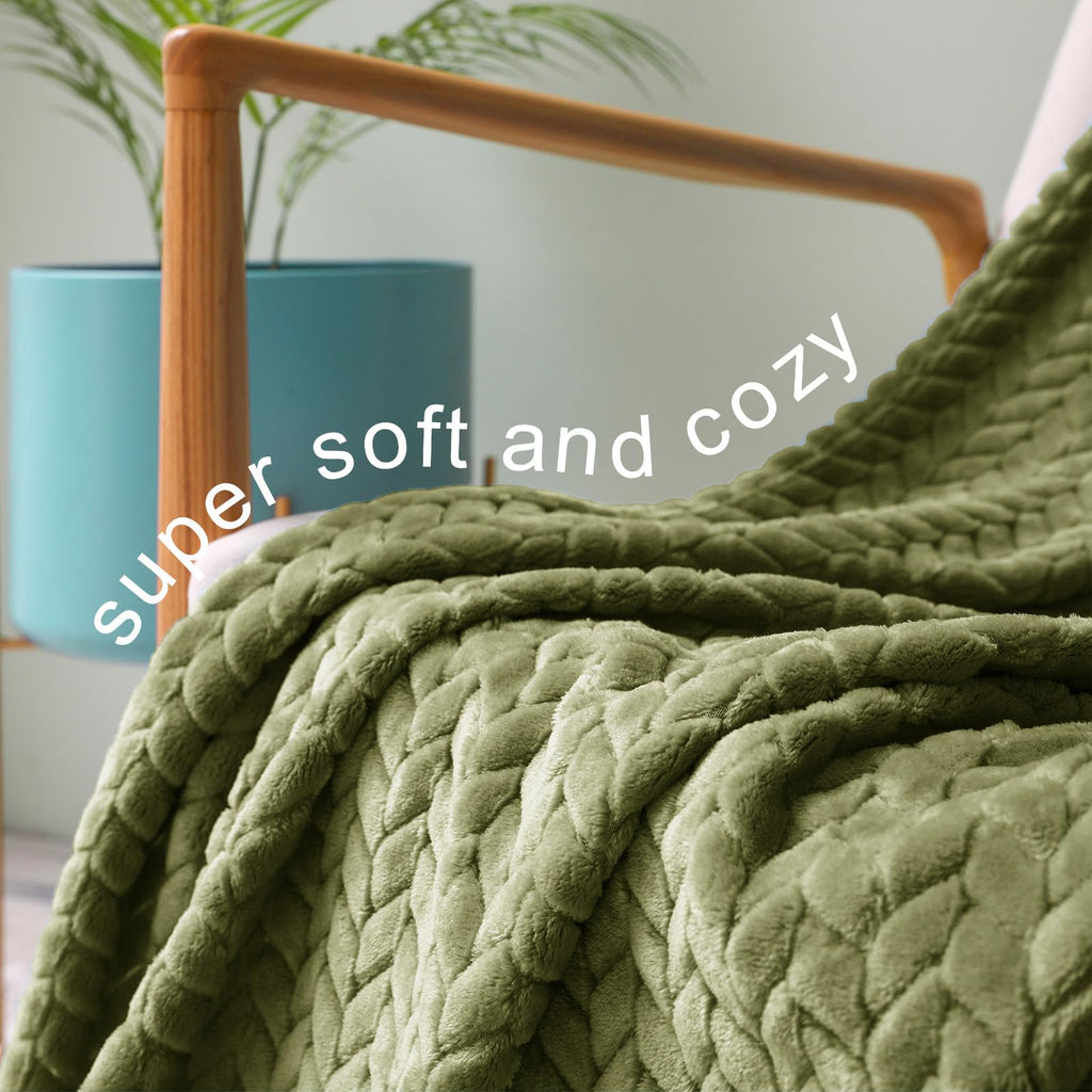 Exclusivo Mezcla Olive Green Fleece King Size Blanket For Bed, 90X104 Inches Soft Cozy 3D Decorative Jacquard Flannel Blankets,
