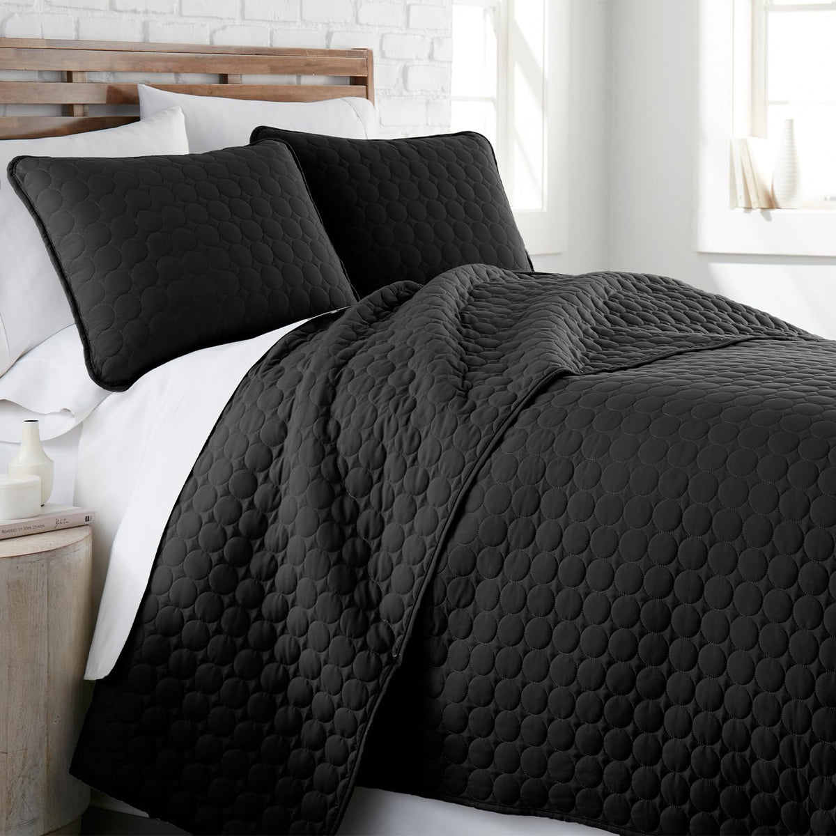 Southshore Fine Living, Inc. Enchantment Collection, Premium Quality, Soft, Wrinkle & Fade Resistant, Easy Case, Oversized Quilt