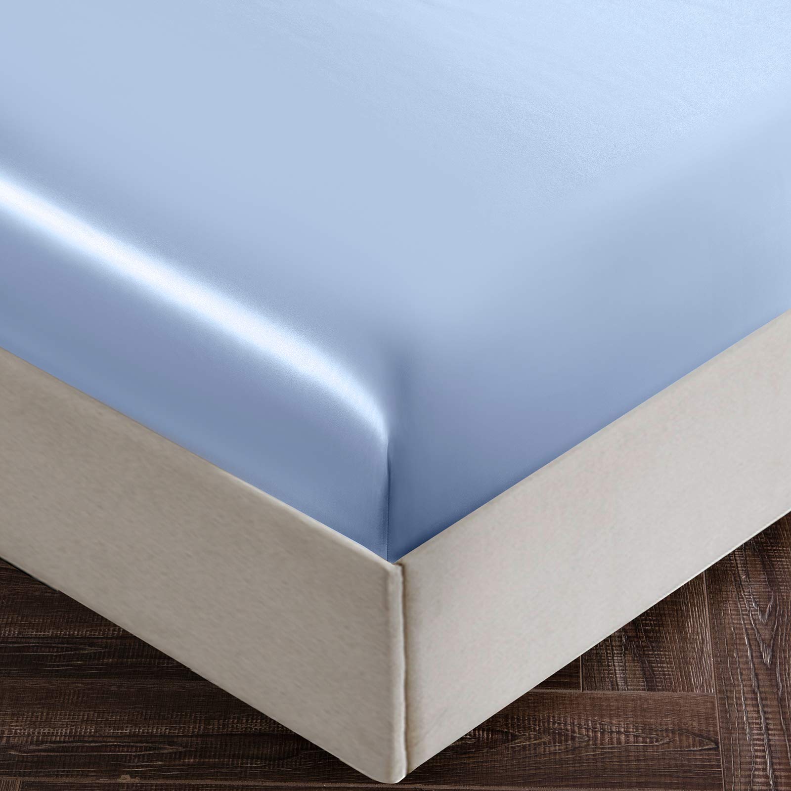 Siinvdabzx 3-Piece Set Satin King Fitted Sheet & 2 Pillowcase, Baby Blue Silky Soft Fitted Bottom Sheet, Wrinkle Free, Fade Resi