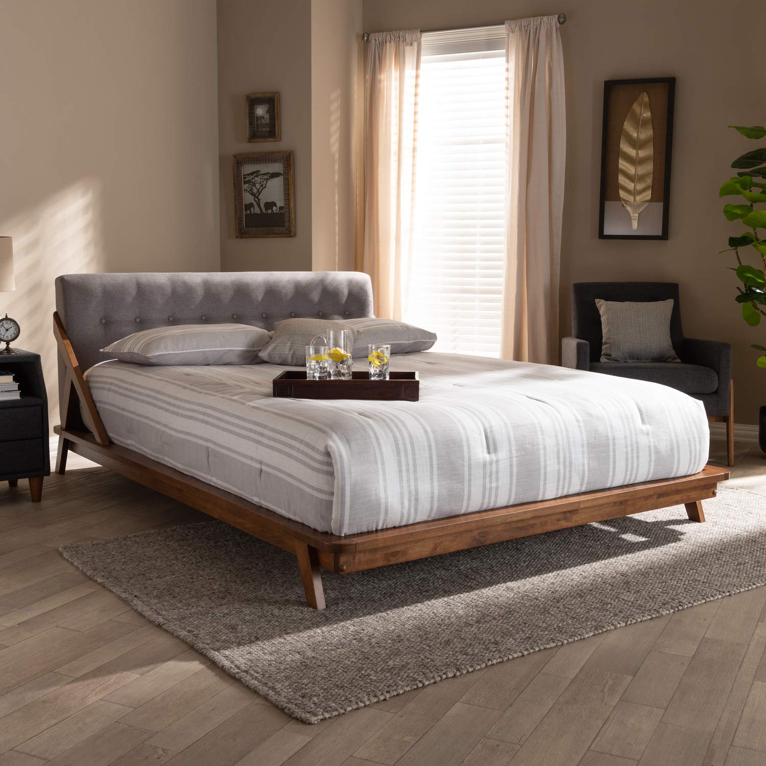 Baxton Studio Sante Mid-Century Modern Grey Fabric Upholstered Wood Full Size Platform Bed