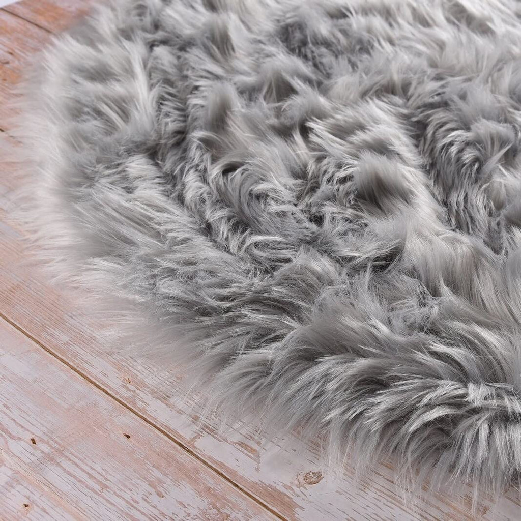 Orinova Silver Grey Furry Faux Sheepskin Shag Fur Rugs For Living Room Small Plush Circle Washable Area Rugs For Cute Room Nurse