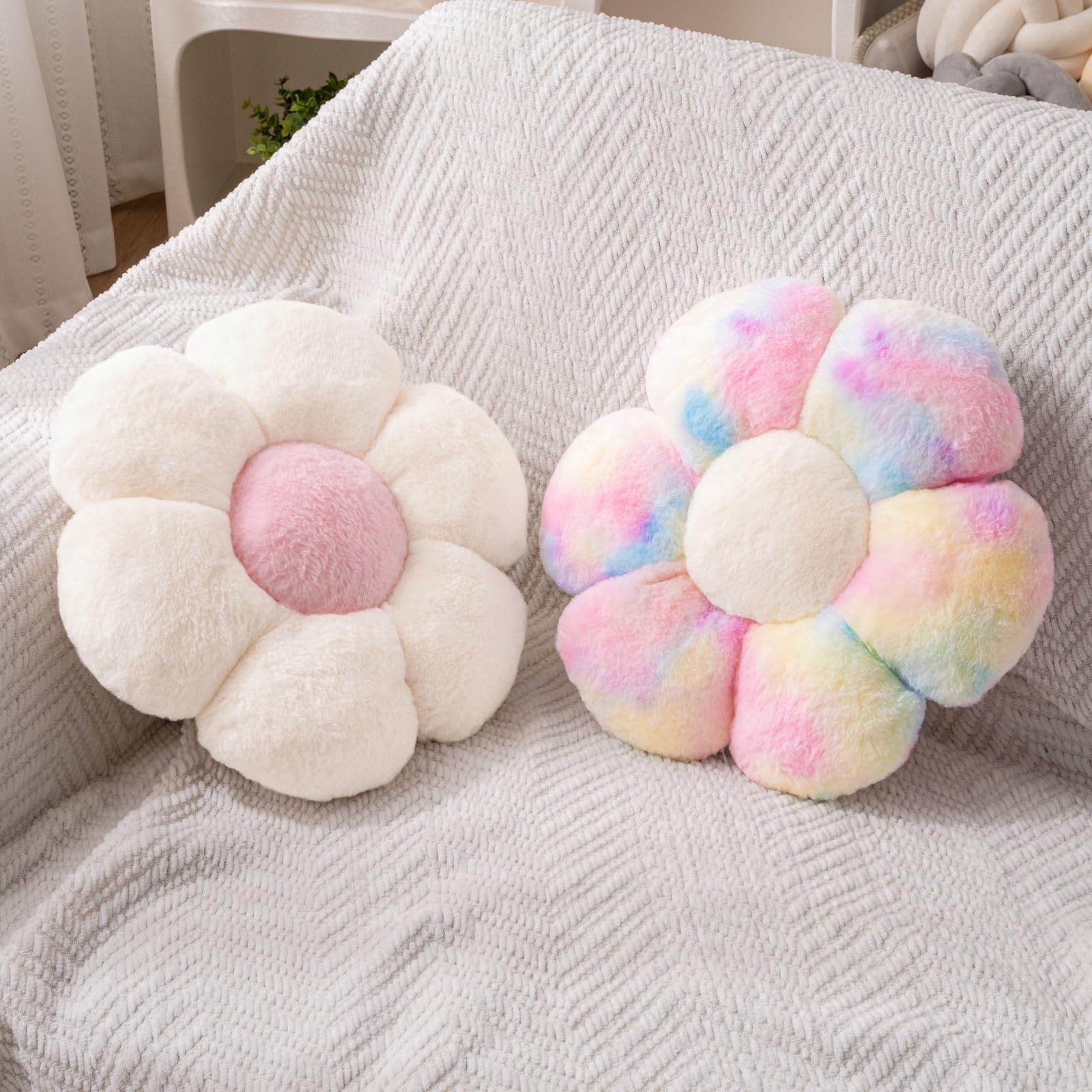 Jznexd 2Pcs Flower Floor Pillow, Daisy Flower Shaped Pillows Set, Cute Preppy Room Decor Decorative Throw Pillows Cushions For G
