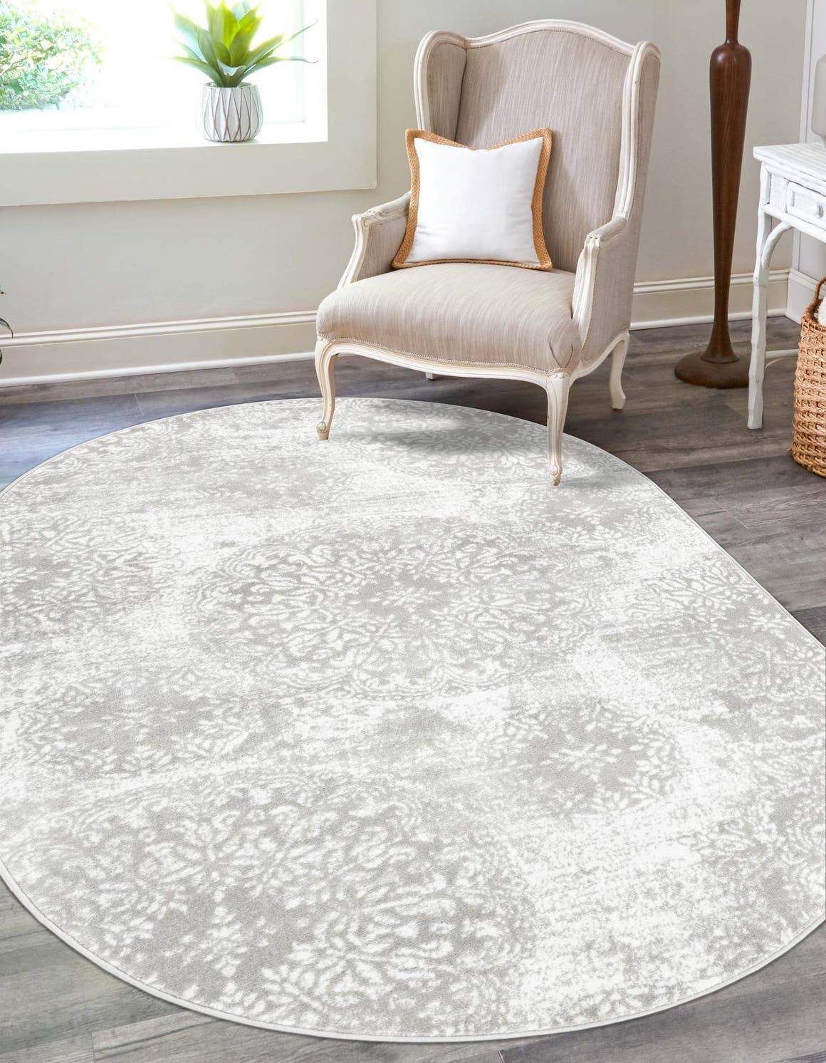 Unique Loom Sofia Collection Area Rug - Grand (4 1 x 6 1 Oval, Light Gray/ Ivory)