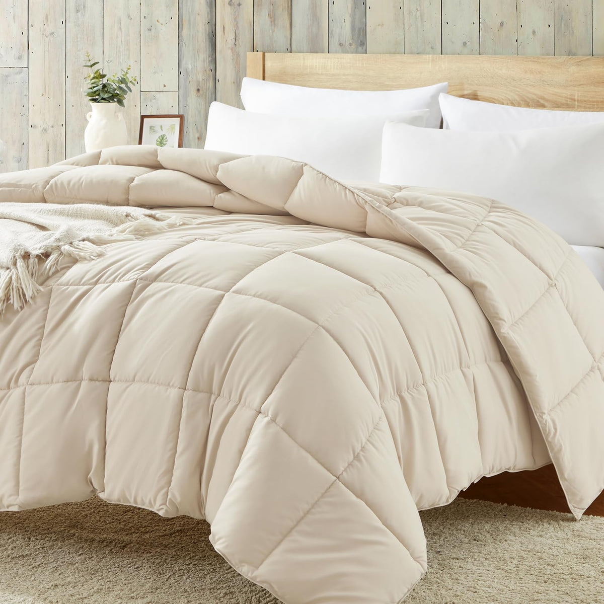 Homelike Moment Lightweight Queen Comforter - Beige Down Alternative Bedding Comforters Queen Size, All Season Duvet Insert Quil