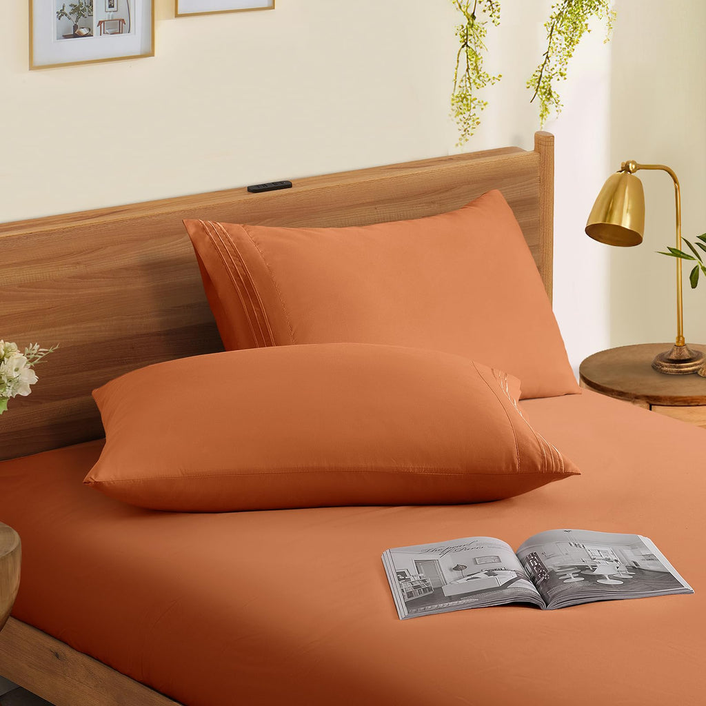 Horbaunal 2 Pack Microfiber Pillowcases Queen Size Caramel Pumpkin Bed Pillow Cases With Envelope Closure, 1800 Thread Count Sof
