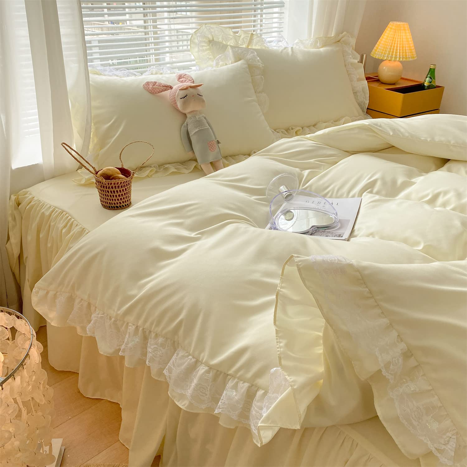 Moowoo Chic Ruffle Lace Polyester Duvet Cover Set -Girl Yellow Bedding-2 Piece Twin Duvet Cover With Zipper Closure -Ultra Soft