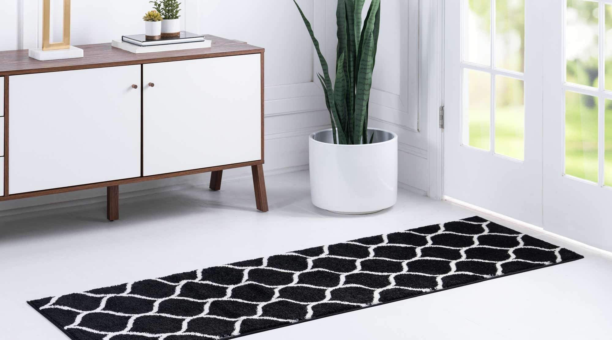 Unique Loom Trellis Frieze Collection Area Rug - Rounded (2' X 13' 1'' Runner, Black/ Ivory)