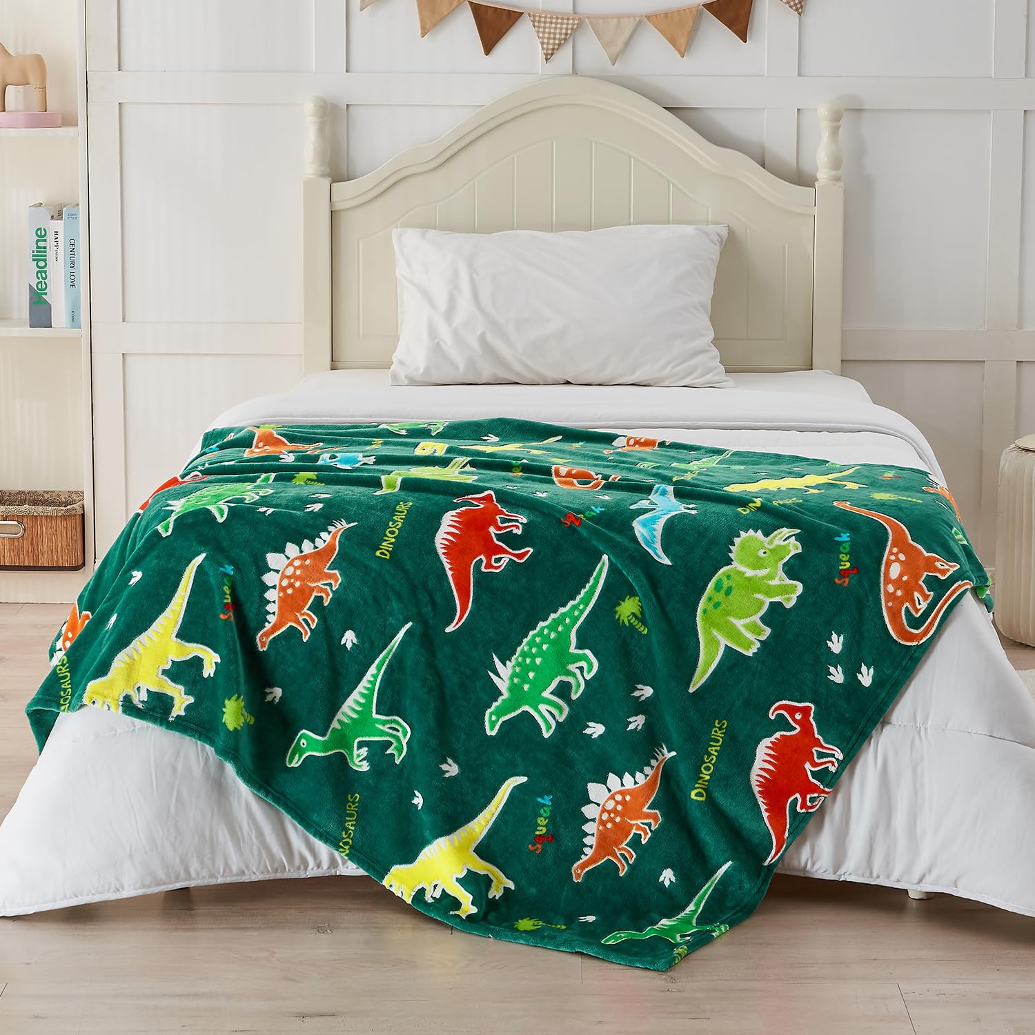 Sochow Glow In The Dark Dinosaur Blanket For Sons Daughters, Toys For 3-10 Year Old Preteen Teen Birthday Presents, Soft Cozy Fl