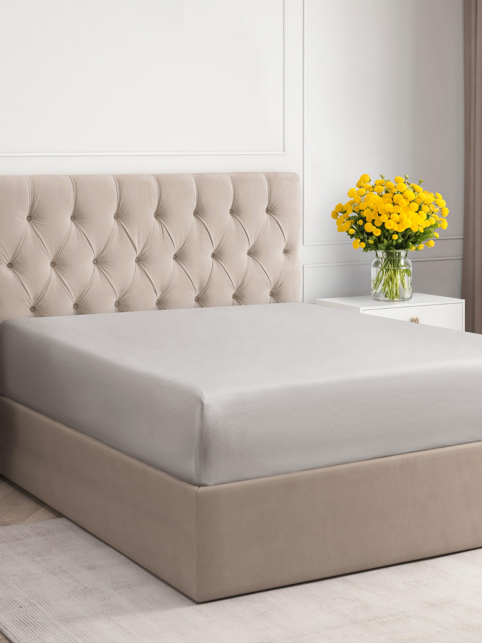 California King Fitted Sheet - Hotel Luxury & Cooling Single Fitted Sheet Only - Easily Fits Mattress Up To 16 Inches Perfectly - Soft, Wrinkle Free, Breathable & Comfy Light Grey Single Fitted Sheet