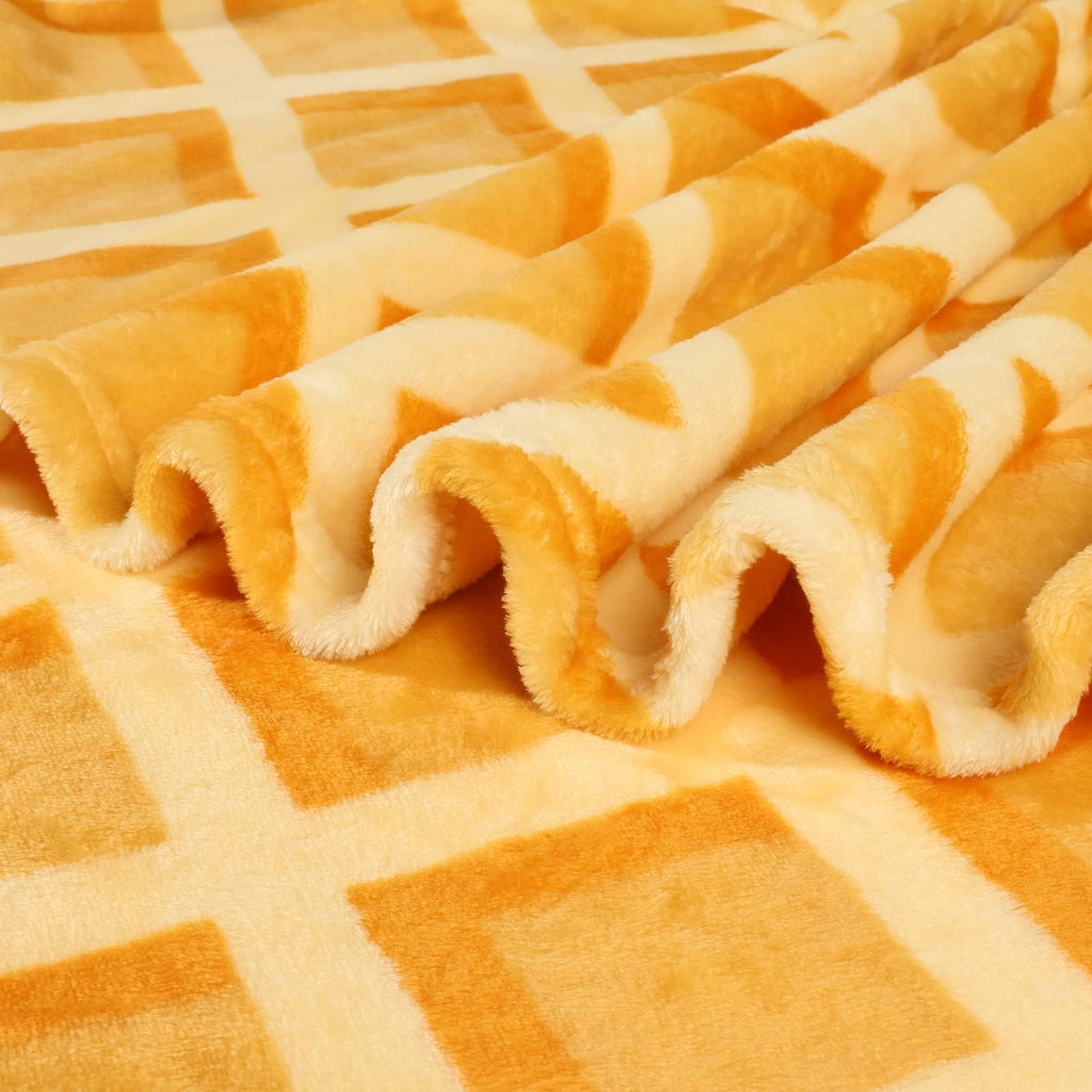Bnuitland 90 Inches Waffle Funny Blanket,300 Gsm Double Sided Giant Funny Realistic Food Blanket With Waffle Pouch, Novelty Funn