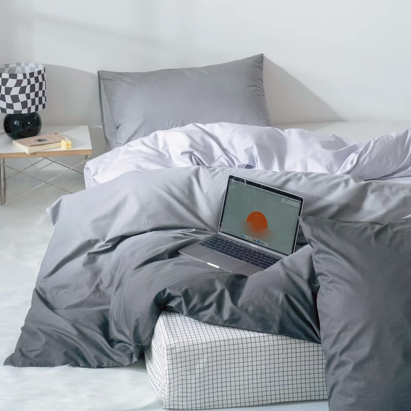 Karever Gradient Gray Comforter Set Ombre White Gray Bedding Set Queen Women Aesthetic Comforter 3 Pcs Gray Color Bed Comforter