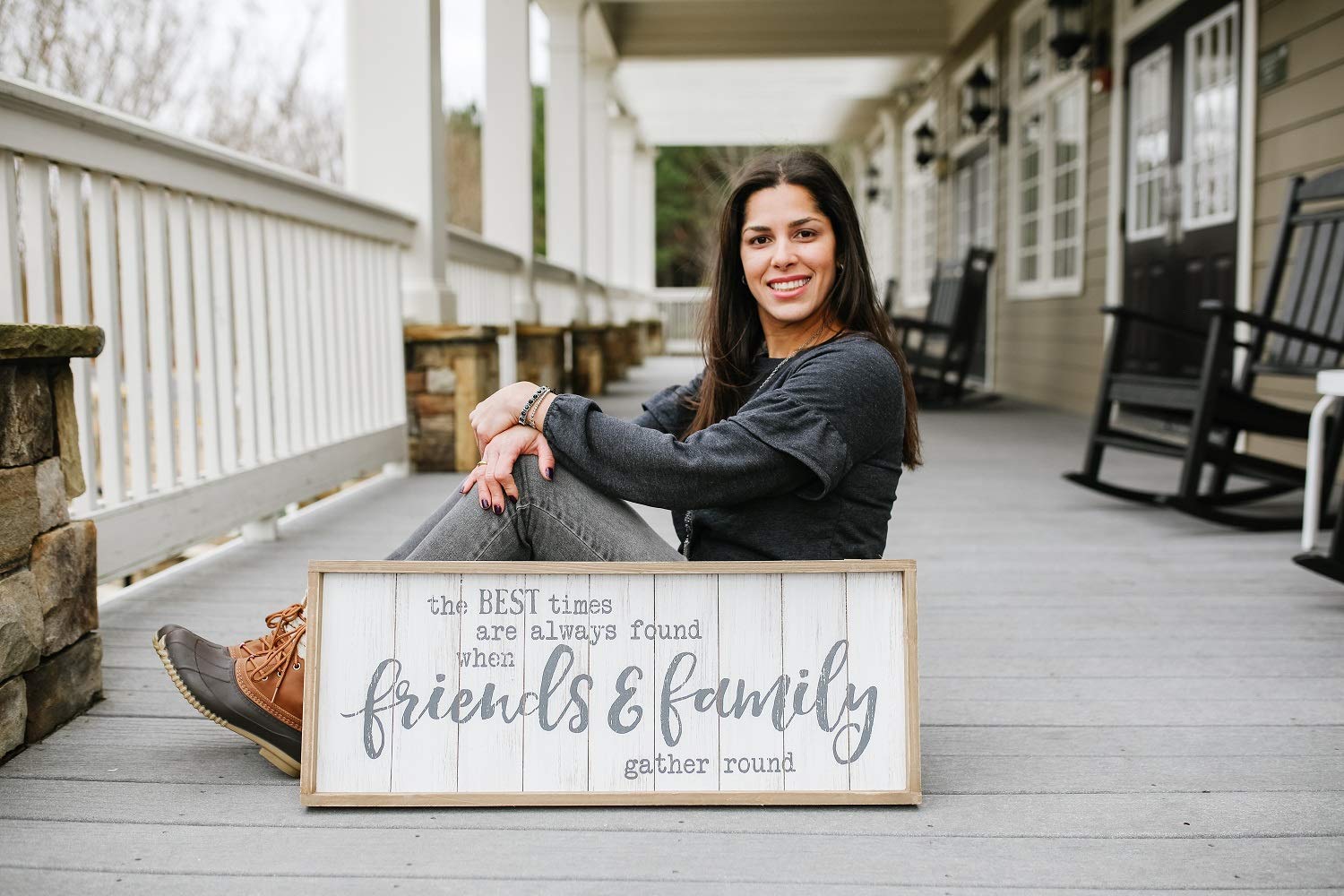Parisloft The Best Times Are Always Found When Friends&Family Gather Round Rustic Wood Signs,Vantage Wooden Farmhouse Plaque, La
