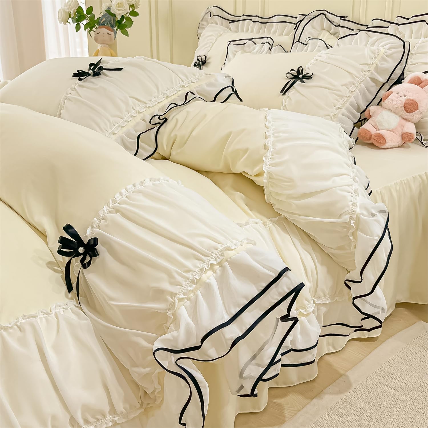 Ihoustriy Cream Duvet Cover Queen Size, Ruffle Beddding Set With Bowtie, 3 Pieces Comforter Cover Set With Zipper Closure, Girl