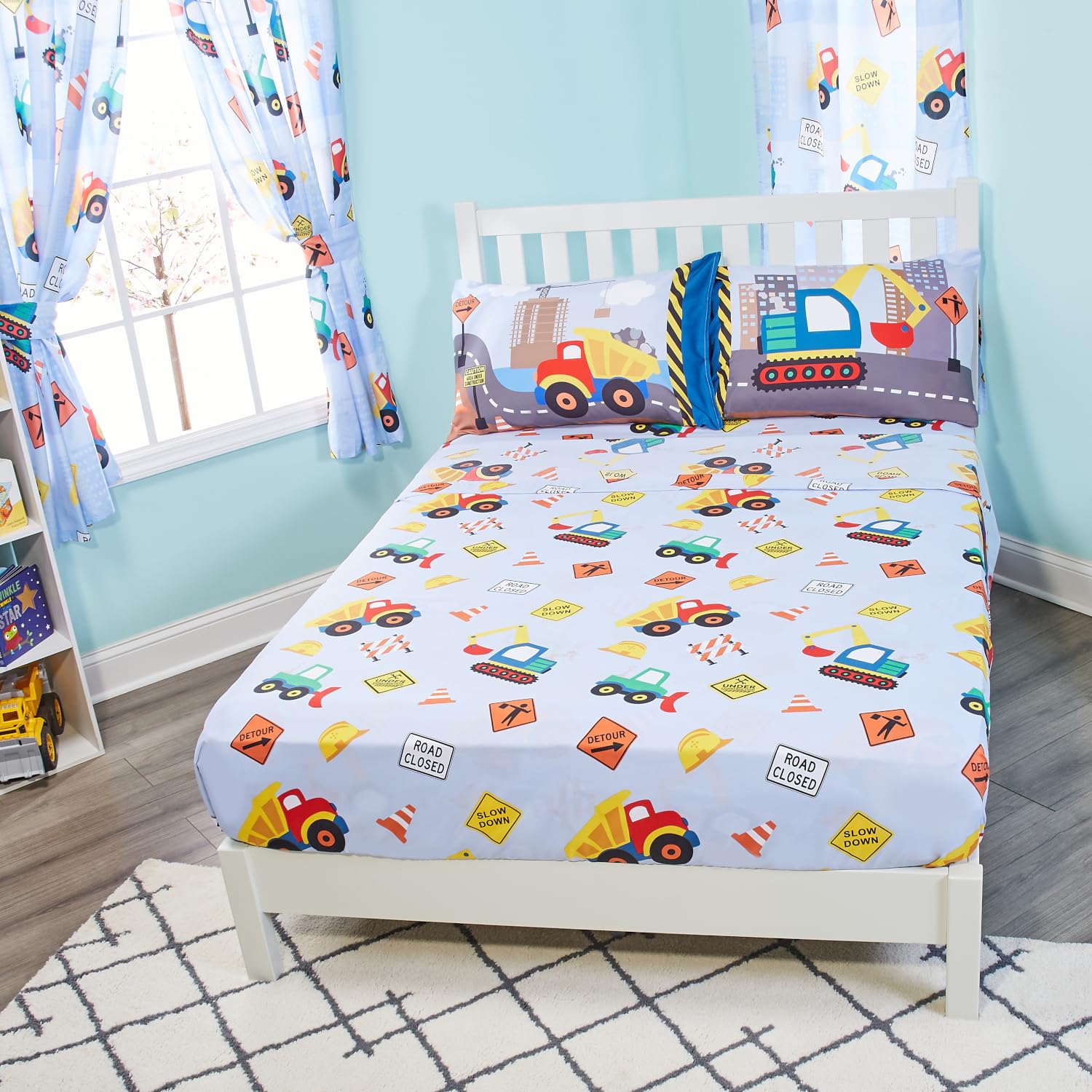EVERYDAY KIDS Construction Full Size Bed Sheet Set - 4-Piece with Bulldozers & Dump Trucks, Includes Flat, Fitted Sheets & 2 Pillowcases
