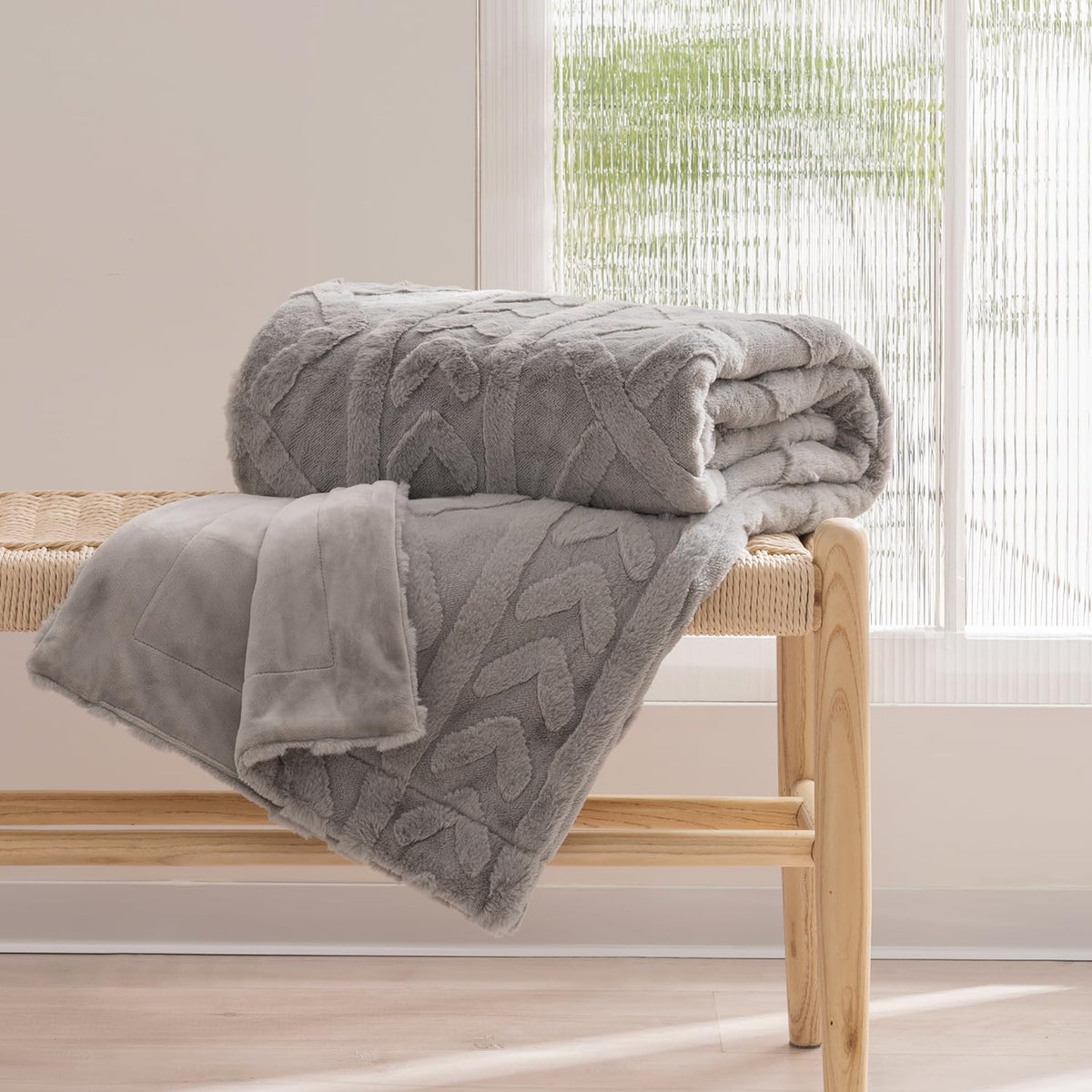Evergrace Luxury Faux Rabbit Fur Throw Blanket Cable Jacquard Soft Cozy Blankets And Throws Fuzzy Thick Fluffy Plush Warm For Co