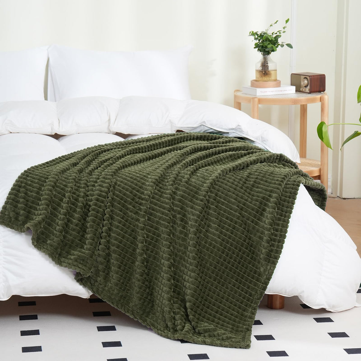 Puncuntex Flannel Fleece Throw Blanket Olive Green 108''  90'',Super Soft Plush Cozy Blanket With Square Grid Design Luxury For