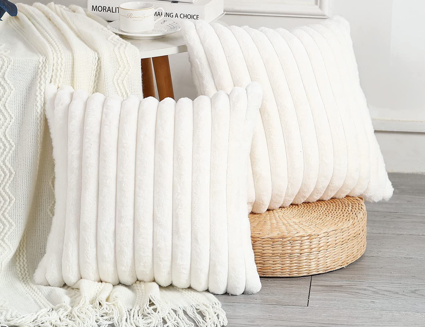 Panod Set Of 2 Faux Fur Decorative Throw Pillow Covers 18 X 18 White,Luxury Plush Modern Accent Funky Boho Pillow Covers Pillow
