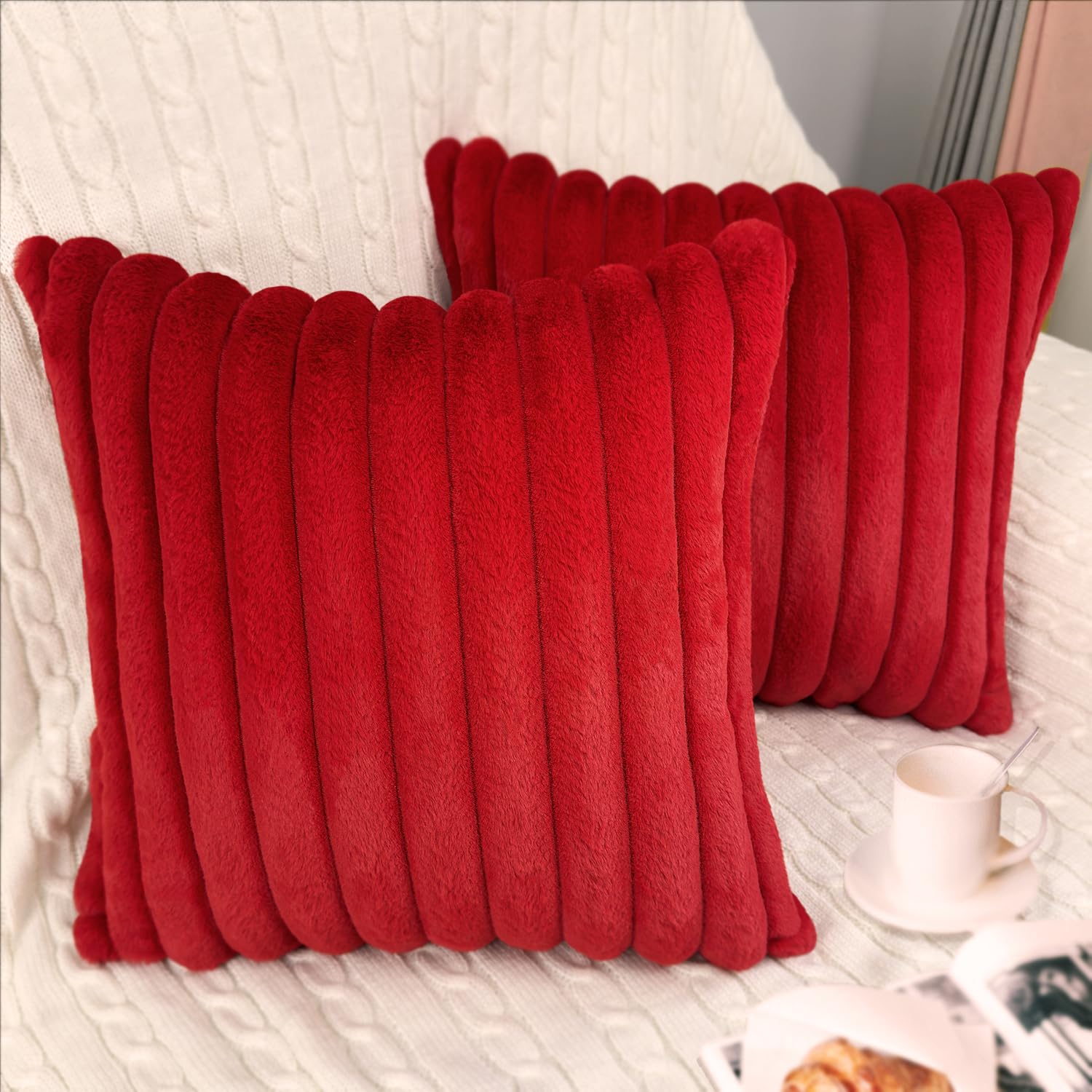 2 Pack 22X22 Pillow Cover Velvet Pillow Covers, Faux Fur Square Throw Pillow Covers For Living Room Decorations Throw Pillow Cas