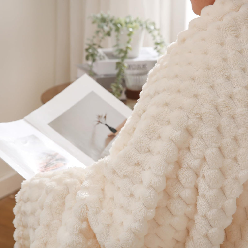 Puncuntex Cream White Throw Blanket 90''  90'' Inches Fuzzy 3D Jacquard Decorative Flannel Fleece Super Soft Plush Cozy Blanket