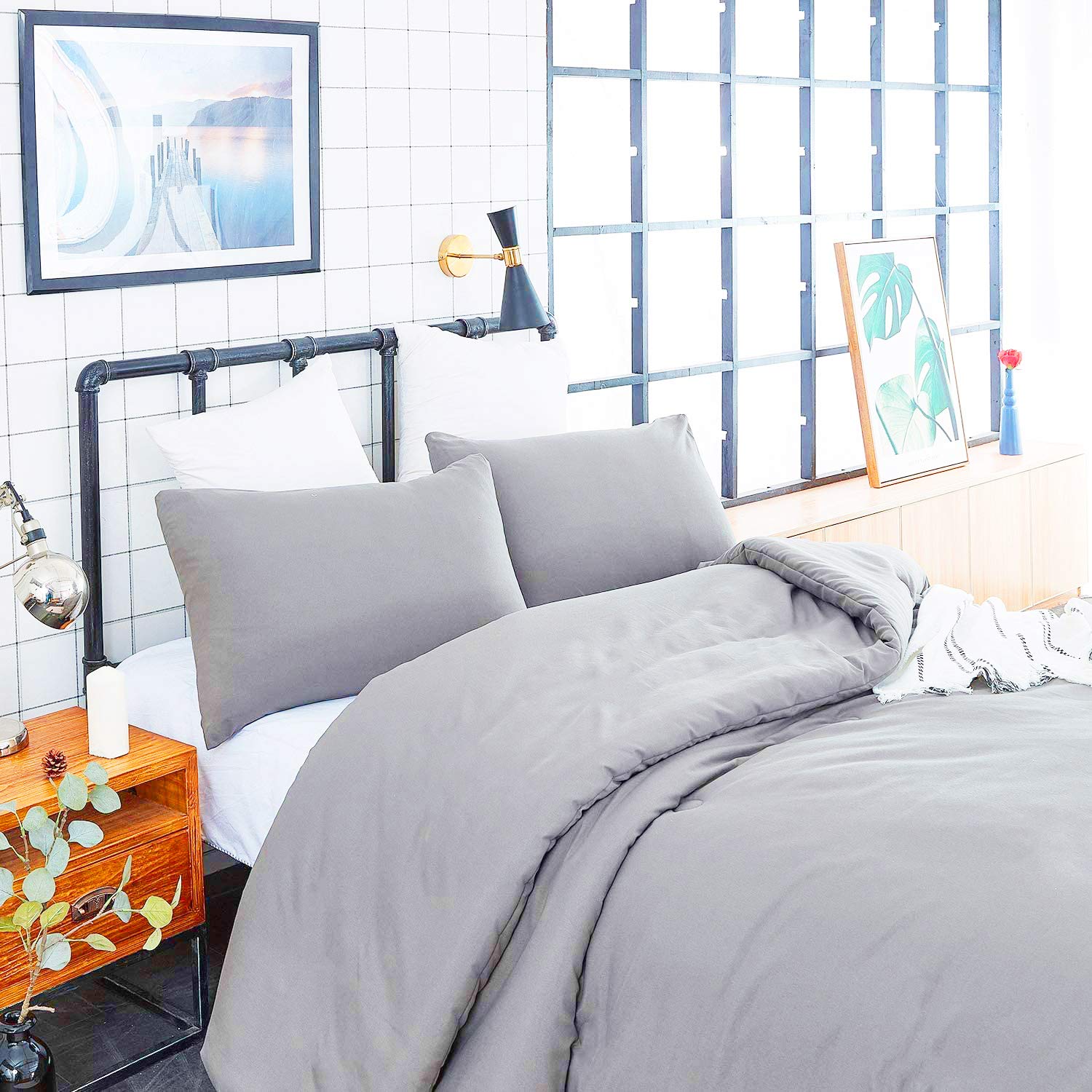 Houseri Light Grey Comforter Queen Size Solid Silver Gray Comforter Bedding Sets Queen For Women Men Boys Girls Teens Elegant Pa
