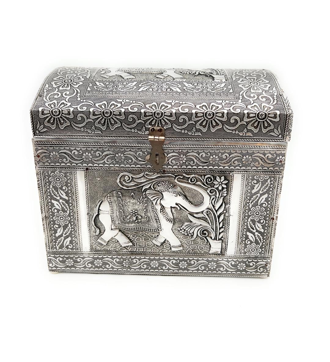 Artist Unknown Aluminum Oduduwa Chest - Vintage, Silver, 8.5 Inches