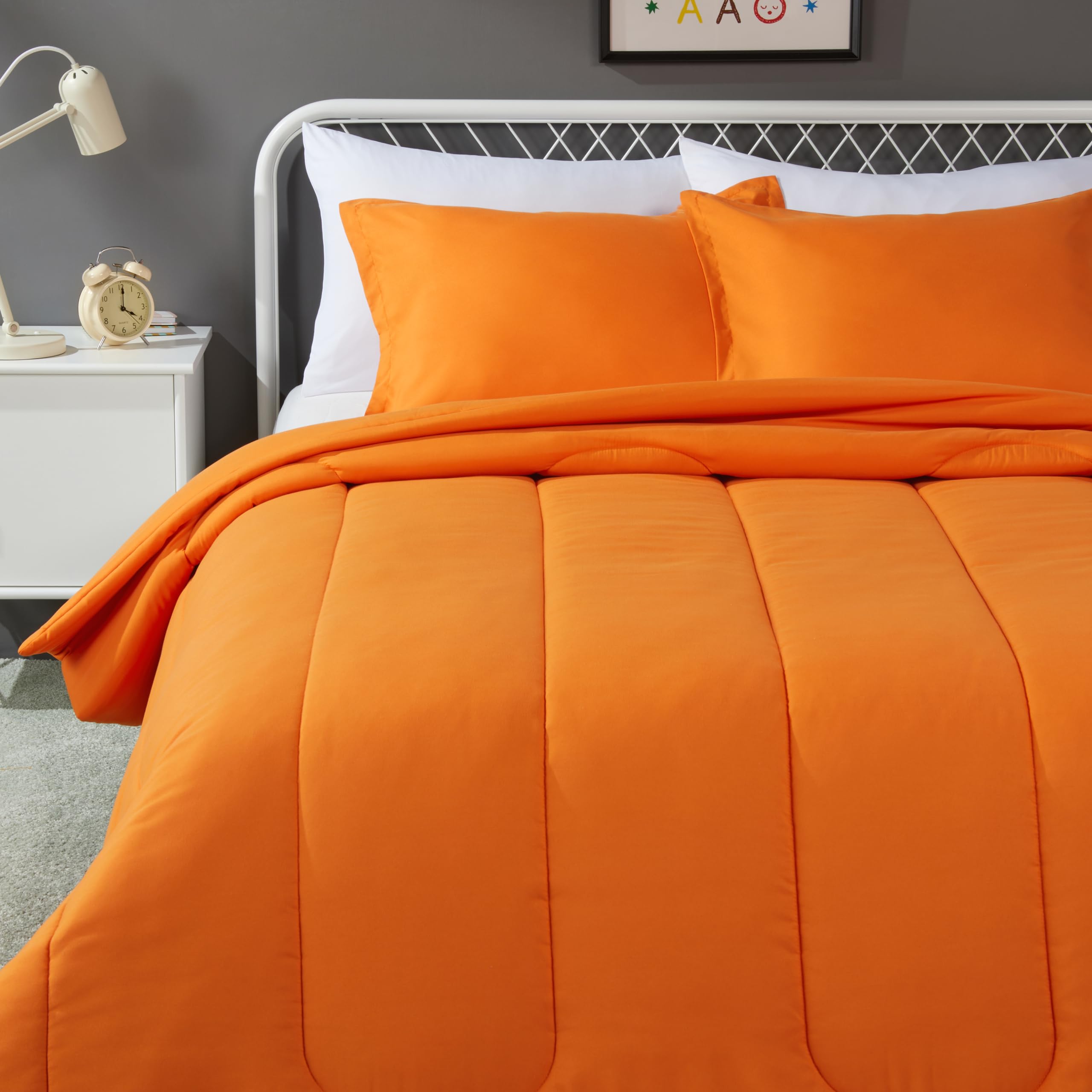 Amazon Basics 3 Piece Microfiber Kid'S Comforter And Pillow Sham Set Bright, Full/Queen, Bright Orange, Solid
