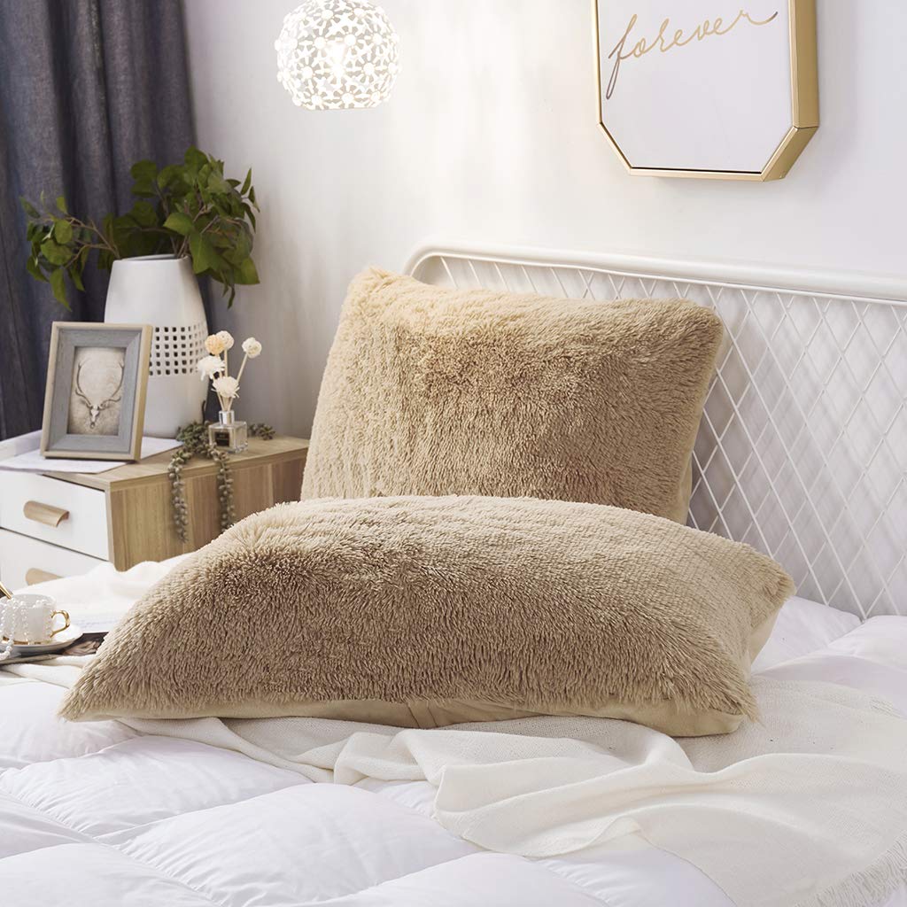 Uhamho Set Of 2 Faux Fur Throw Pillow Covers Soft Velvet Decorative Pillowcases Zipper Closure (Camel, 20'X36')