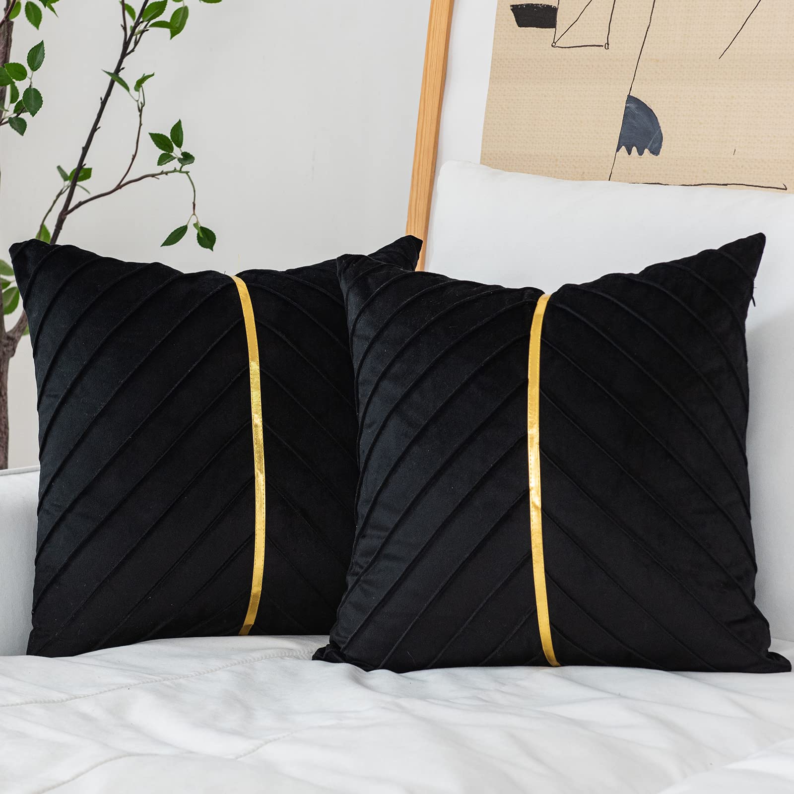 WACOMECO Velvet Throw Pillow Covers, Pack of 2 Soft Gold Decorative Cushion Covers for Couch Sofa Living Room Home Decoration, B