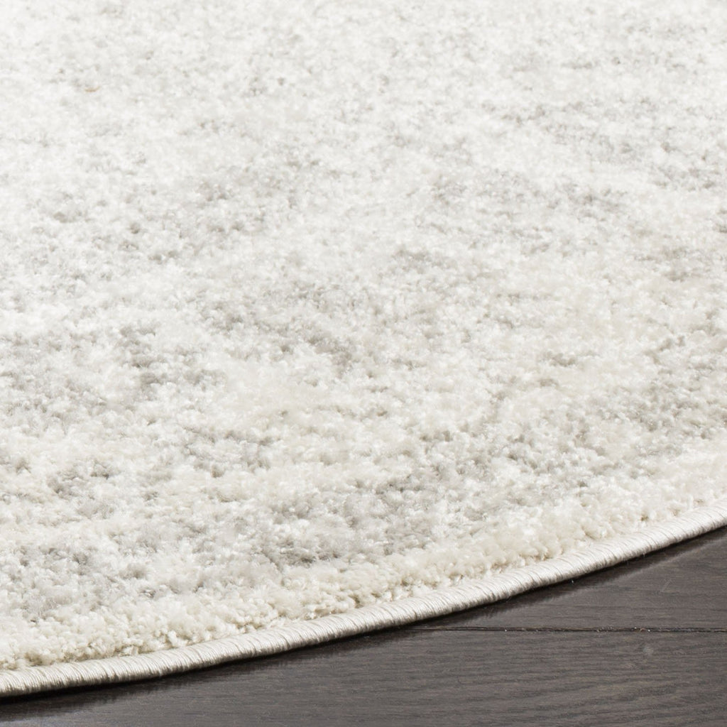 Safavieh Adirondack Collection Area Rug - 4' Round, Ivory & Silver, Oriental Distressed Design, Non-Shedding & Easy Care, Ideal