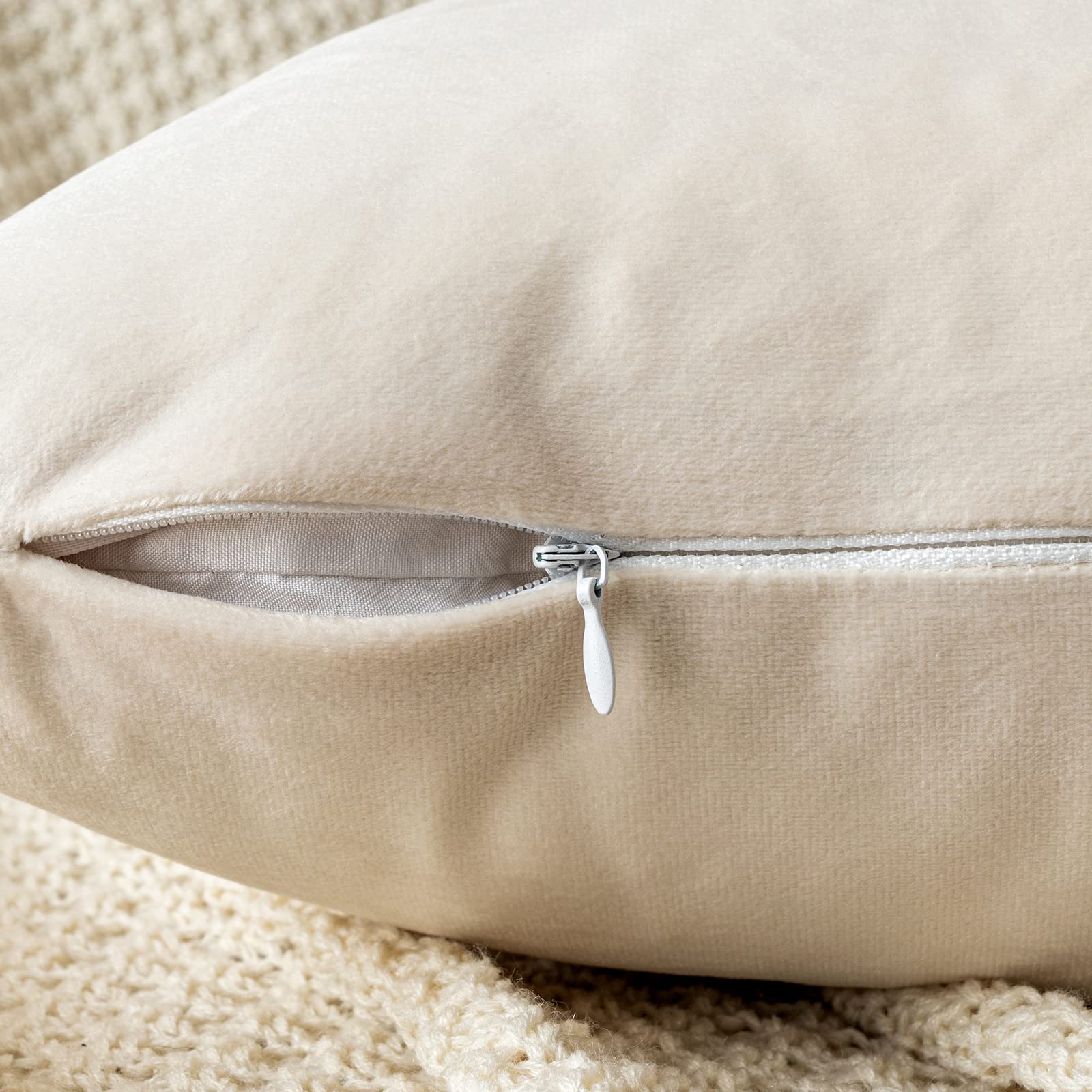 Emema Pack Of 2 Velvet Pillow Covers Decorative Square Pillowcase Soft Solid Cushion Case For Sofa Bedroom Car 16X16 Inch Cream
