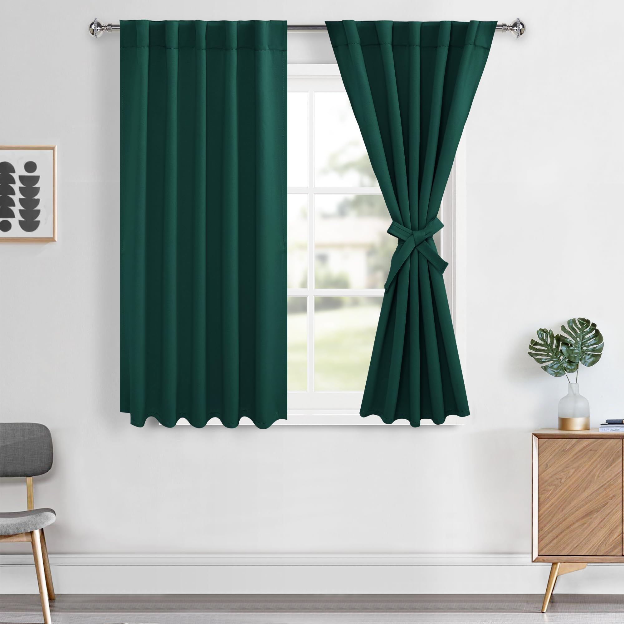 Hiasan Emerald Green Blackout Curtains 54 inch Long, Light Blocking Thermal Insulated Rod Pocket & Back Tab Christmas Drapes Sew