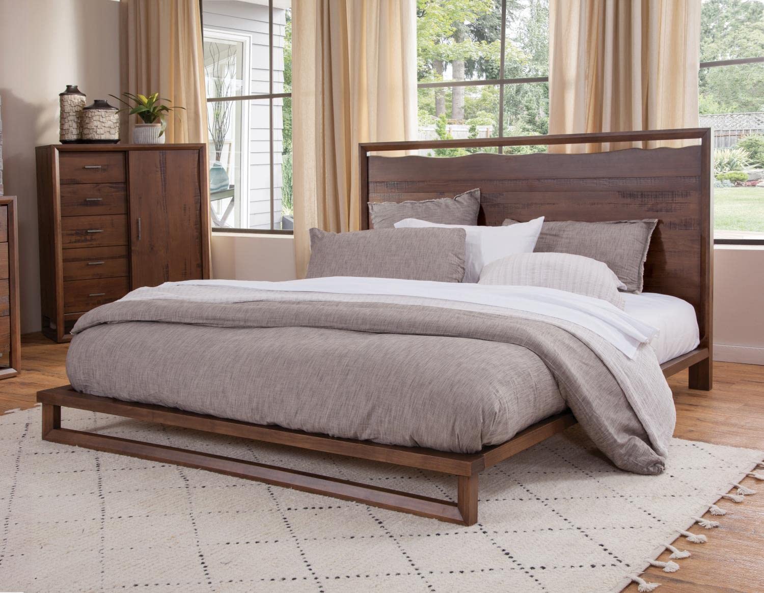 Steve Silver Lofton Queen Mocha Brown Wood Platform Bed