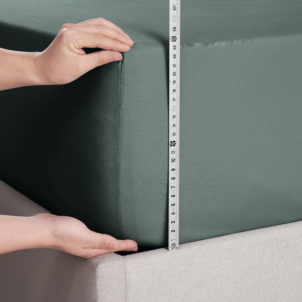 Nestl Forest Green California King Fitted Sheet - Extra Deep Pocket, 1800 Microfiber, Ultra Soft, Fits Up To 24 Inch Mattress