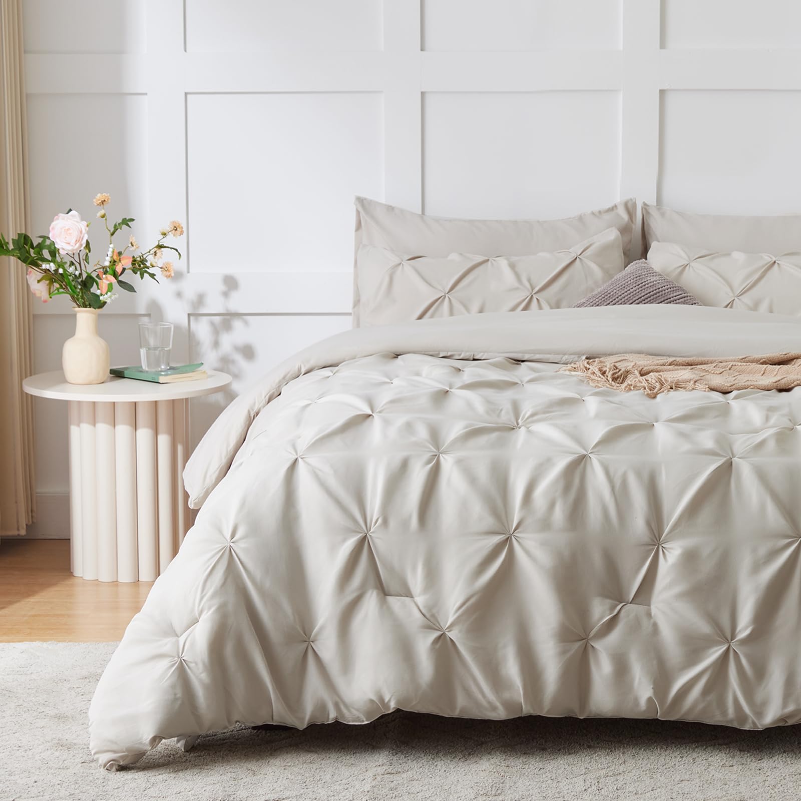 Himeet King Size Bedding Sets 7 Pieces King Bedding Set Pintuck King Size Comforter Set Pinch Pleat Beige