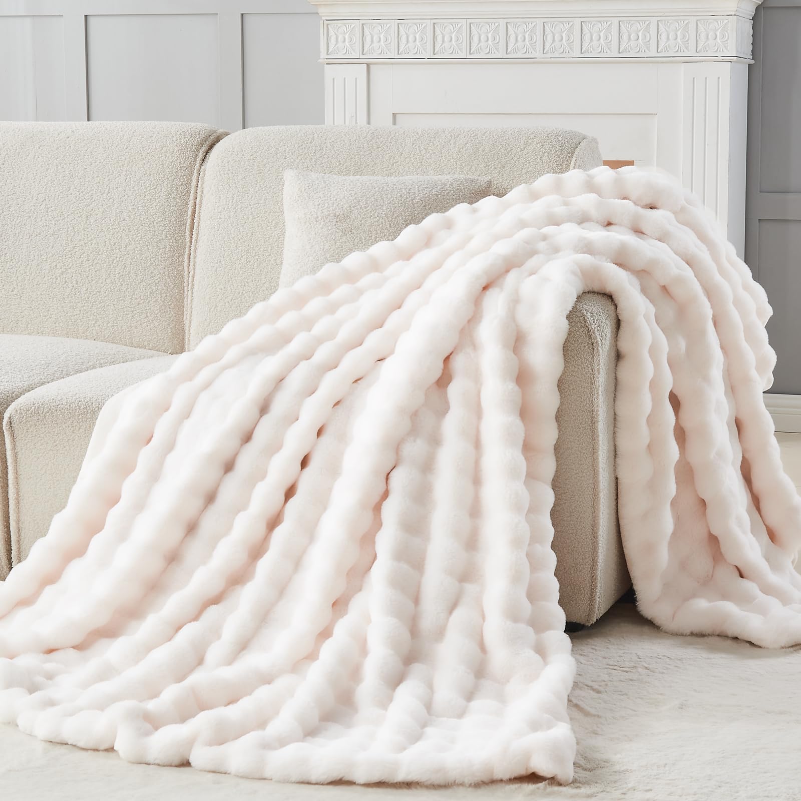 Newcosplay Faux Fur Throw Blanket Ivory Bubble Blanket Thick Warm Soft For Couch Sofa Bed 550Gsm (Ivory, Throw(50'X60'))