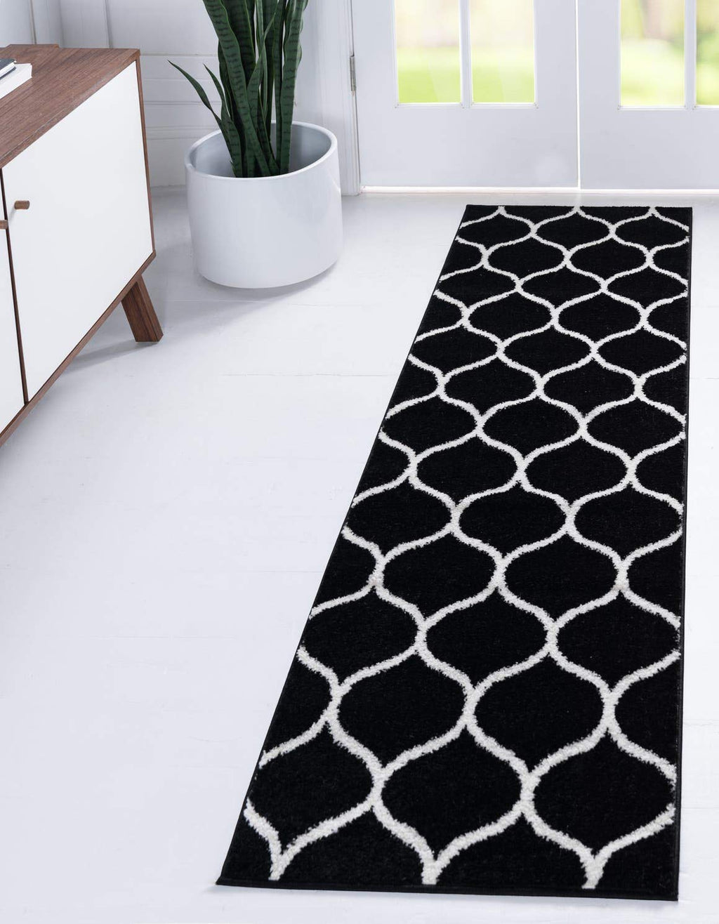 Unique Loom Trellis Frieze Collection Area Rug - Rounded (2' x 13' 1'' Runner, Black/ Ivory)