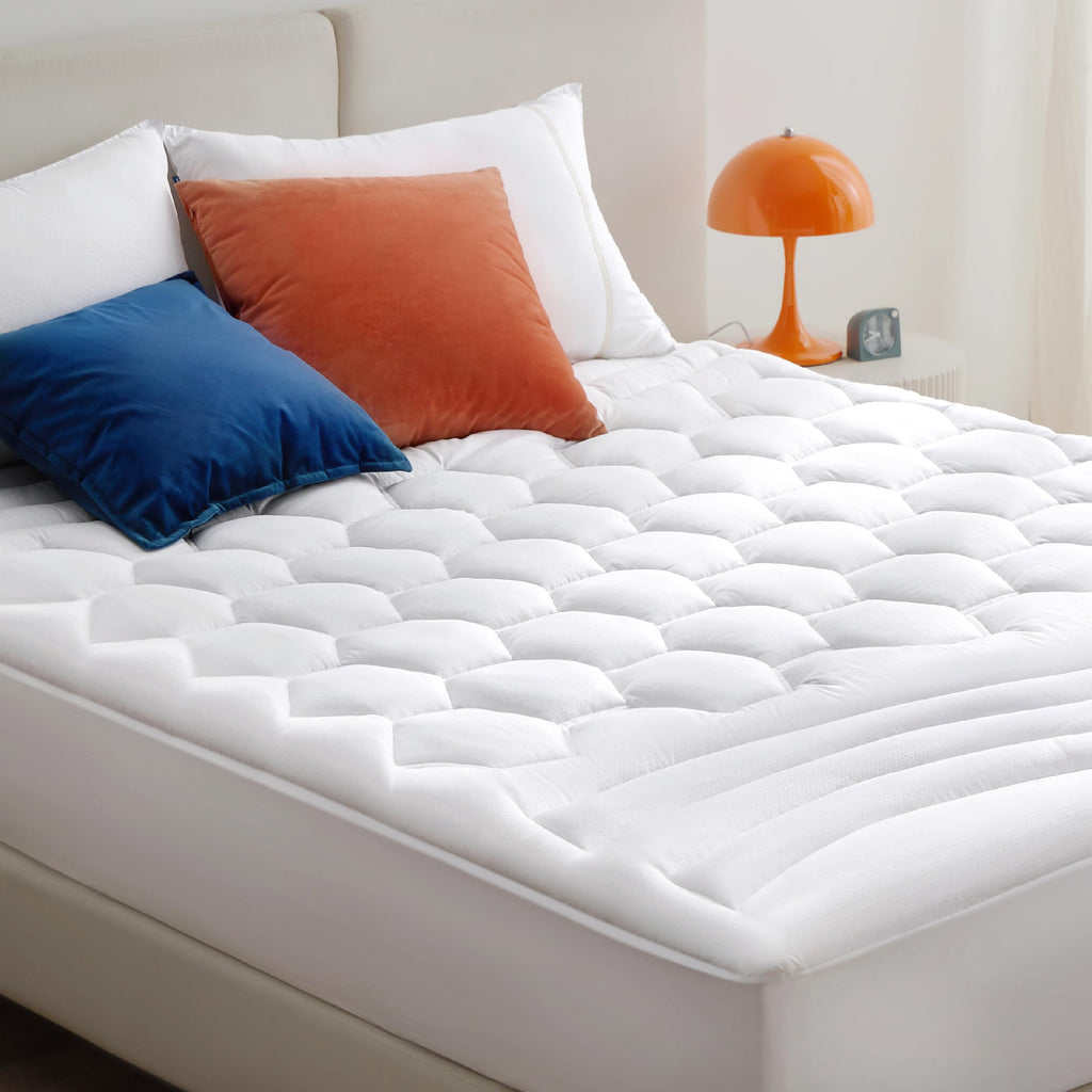 Bedsure California King Mattress Protector - Cal King Mattress Pad Cover Padded With 8-21' Deep Pocket, Quilted Fitted Soft Mat