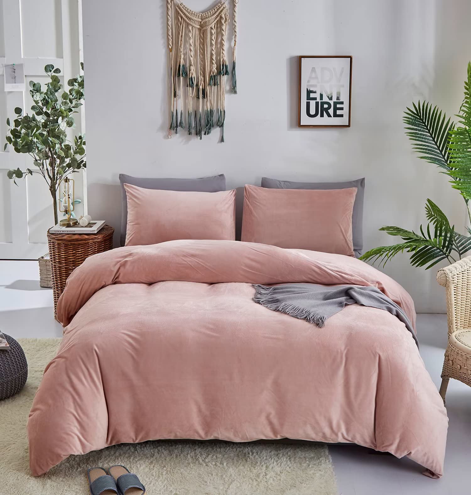 Houseri Fluffy Pink Comforter Set King Light Pink Velvet Bedding Comforter King Size Women Blush Pink Fuzzy Bedding Sets Rose Pi