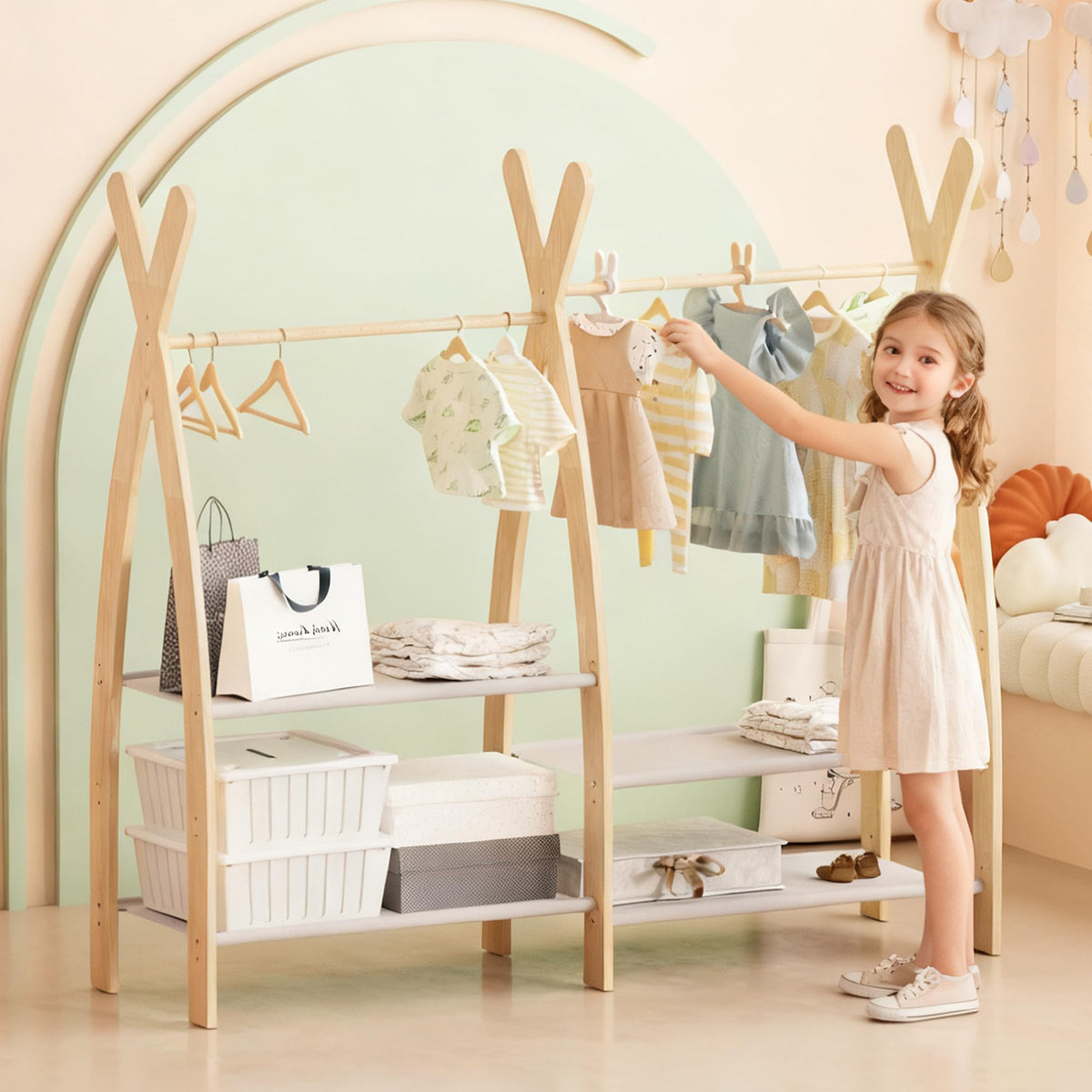 NACHES Small Kid Clothing Rack Wood Montessori Garment Rack for Toddler Baby Wardrobe Closet Compact Dress Up Storage Organizer 