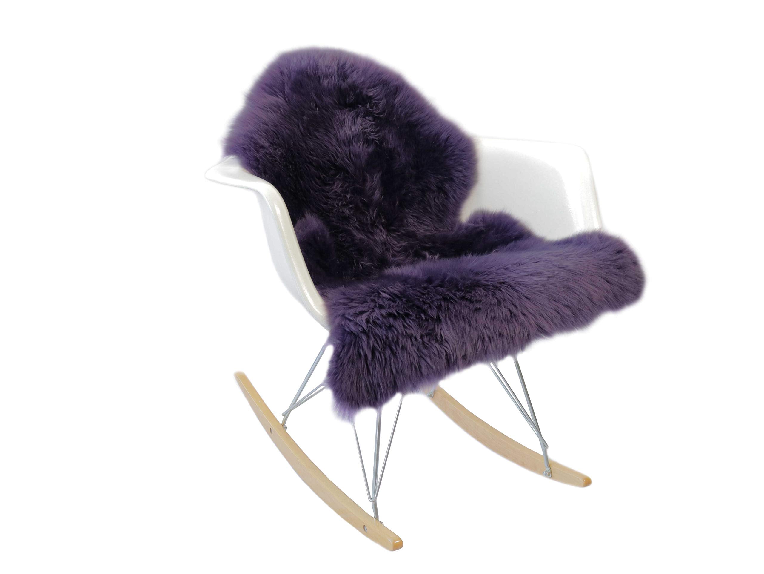 HomeRoots 2' X 3' Purple New Zealand Natural Sheepskin Rug