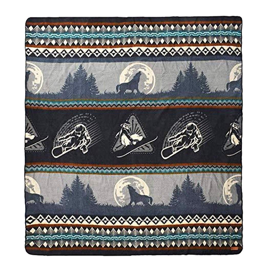 HomeRoots Ultra Soft Gray and White Snowboarder Handmade Queen Size Woven Blanket