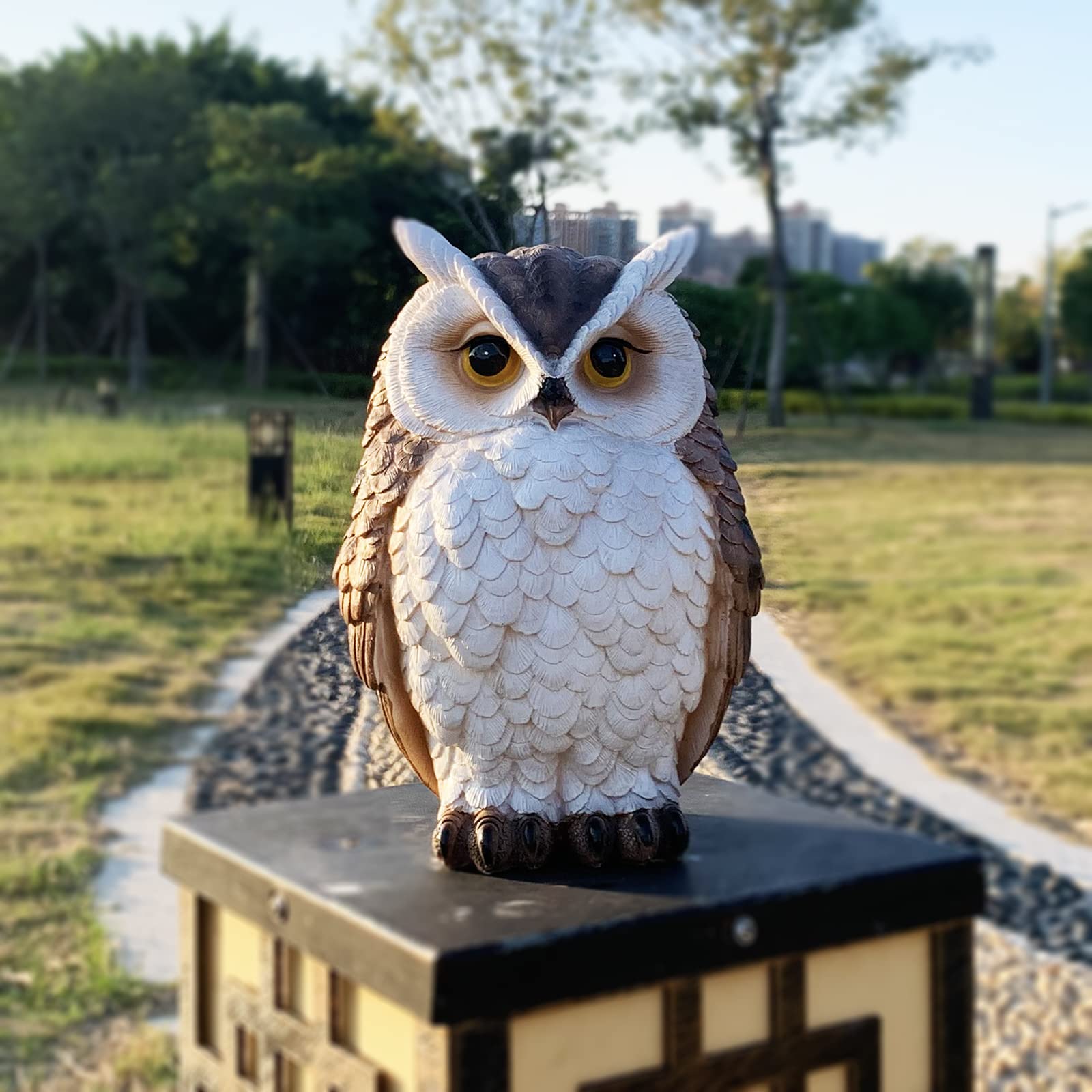 Tolatr Owl Statue Garden Resin Owl Halloween Outdoor Garden Lawn Yard Patio Office Living Room Decoration For Owl Lovers (8.3 In