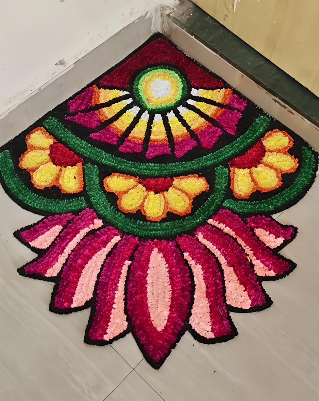 Dream Decore Traditional Floral Rangoli Mat, 4X4 Feet, Multicolour Handcrafted Design, NonSlip Indoor Floor Mat, Plush Tufted M