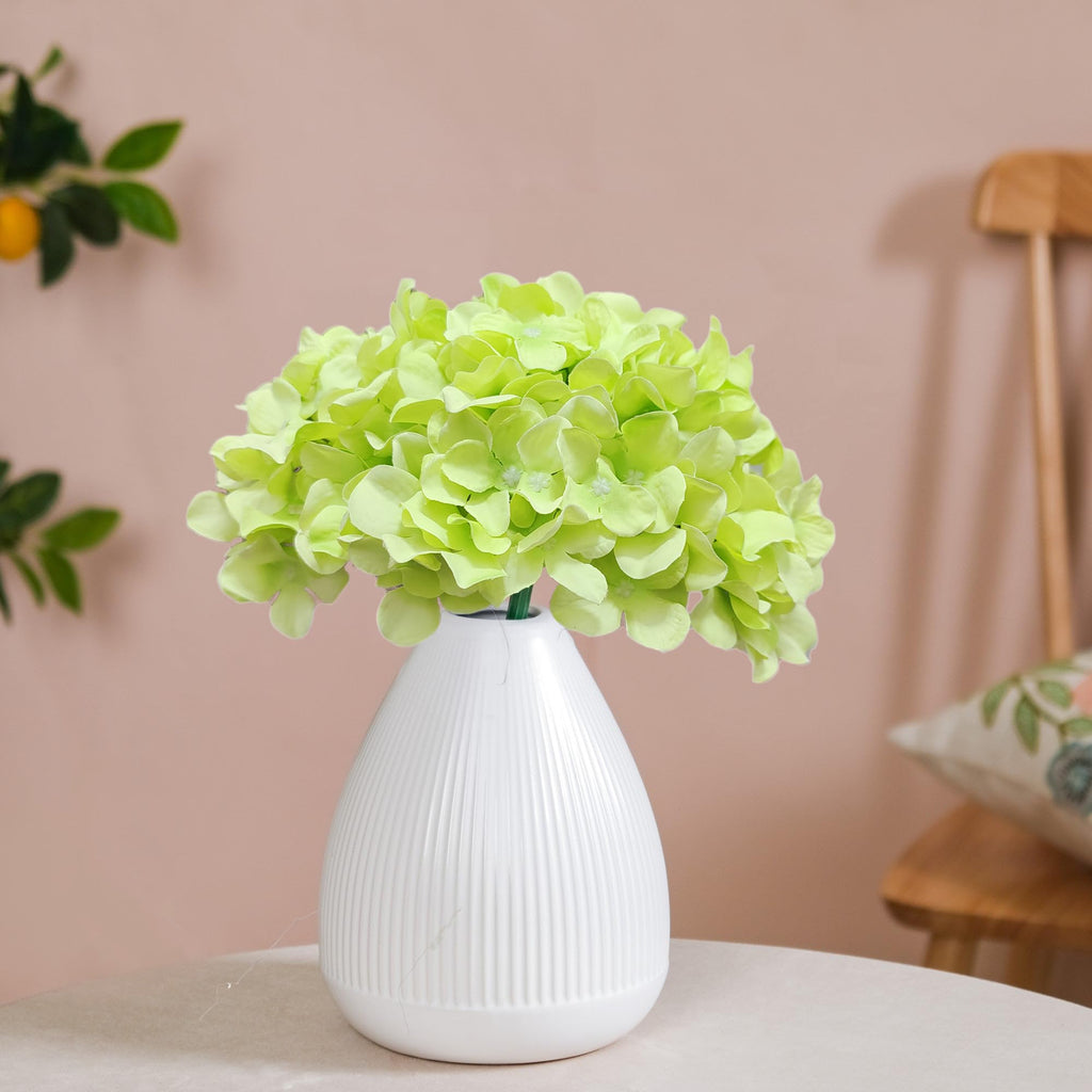Cherica 20 Pcs Green Hydrangea Artificial Flowers Bulk, Faux Hydrangea Flowers Heads, Artificial Fake Silk Hydrangea Flowers Wit
