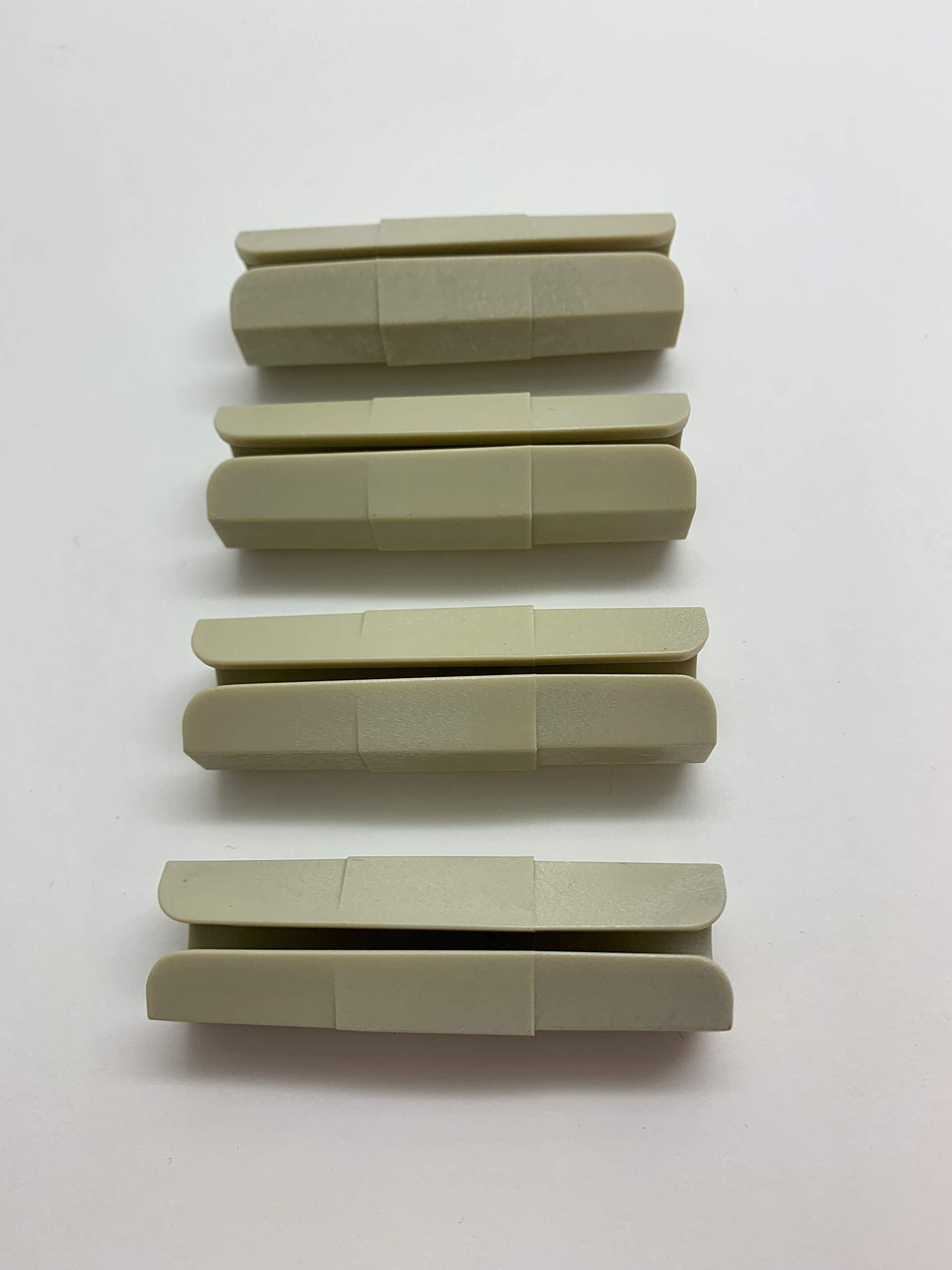 Fresh Ideas Grips - Easy To Use Sheet Holders Adjustable To Fit Bedding Accessories, Packaging May Vary, 4 Count (Pack Of 1)