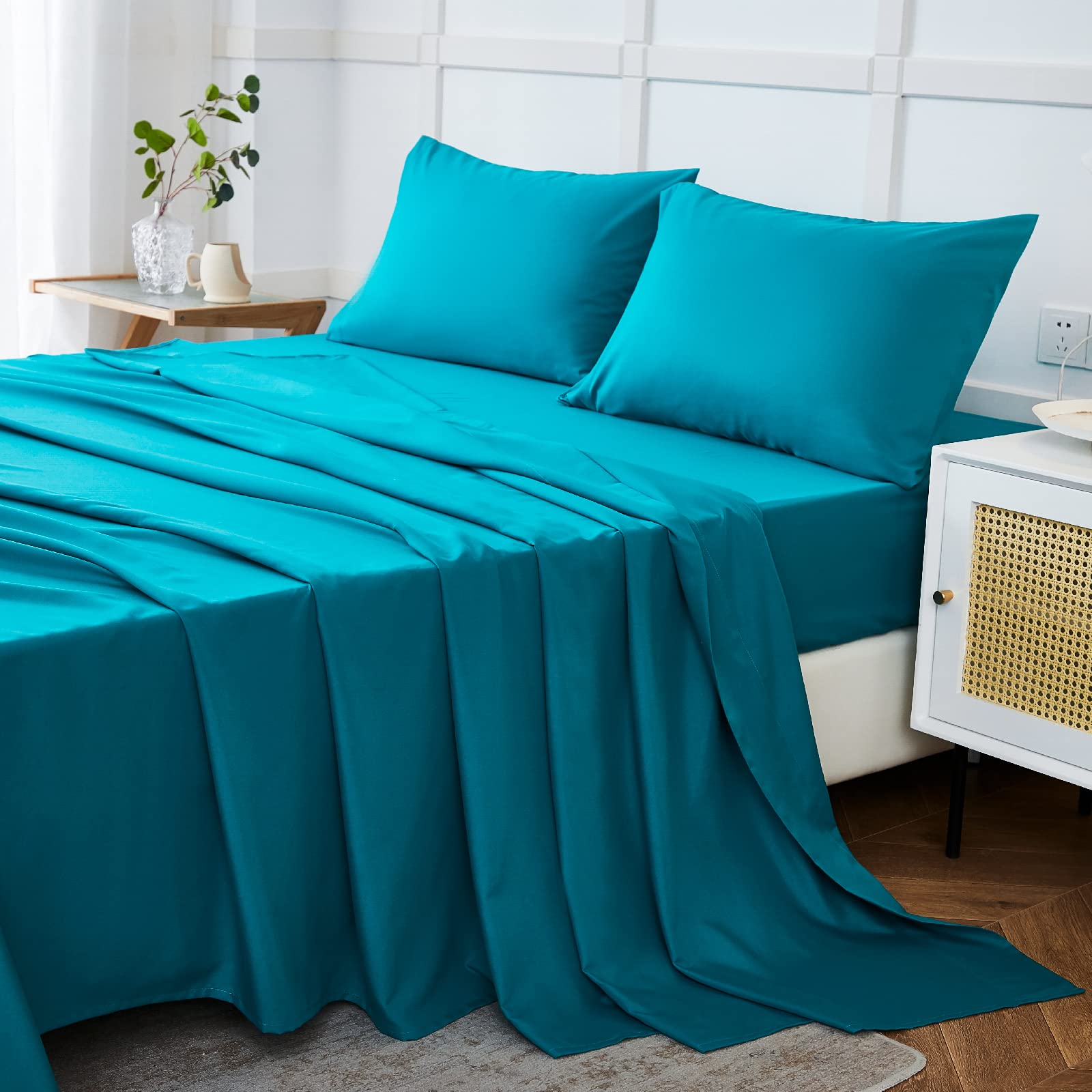 Ilavande Teal Queen Sheets Set, 4 Piece Hotel Luxury Super Soft 1800 Series Microfiber Queen Bed Sheets Set-Wrinkle Free & Breat