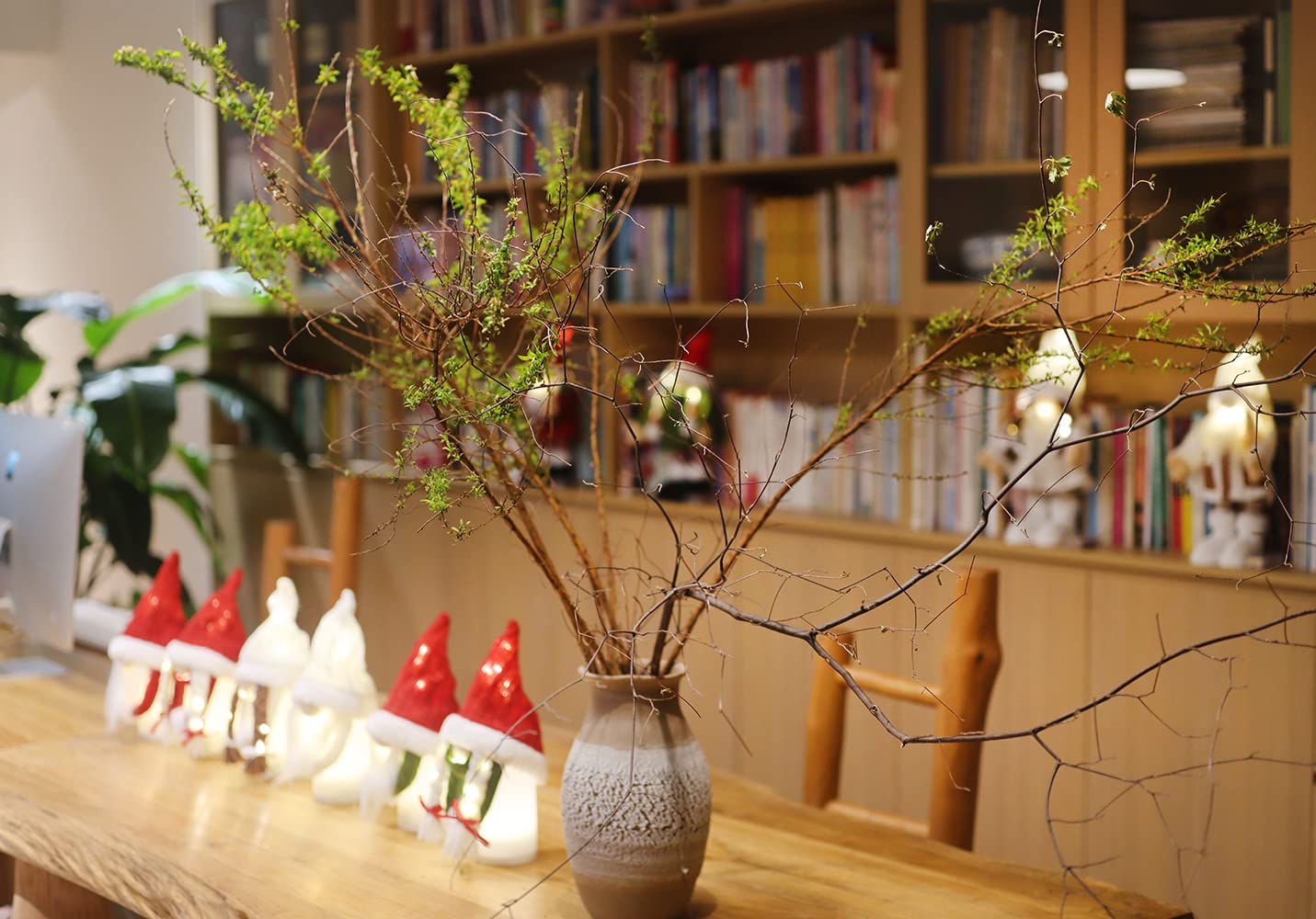 OCTMUSTARD Glass Soap Dispenser for Kitchen & Bathroom, Grey Glass with Black Pump, 3-3/8 x 3-3/8 x 5-1/