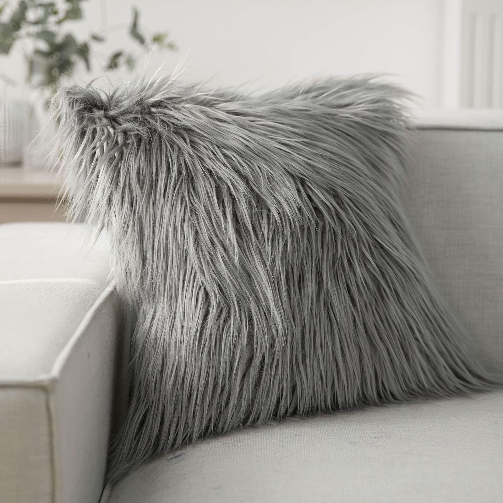 Phantoscope Faux Fur Pillow Cover Decorative Fluffy Throw Pillow Mongolian Soft Fuzzy Pillow Case Cushion Cover For Bedroom And