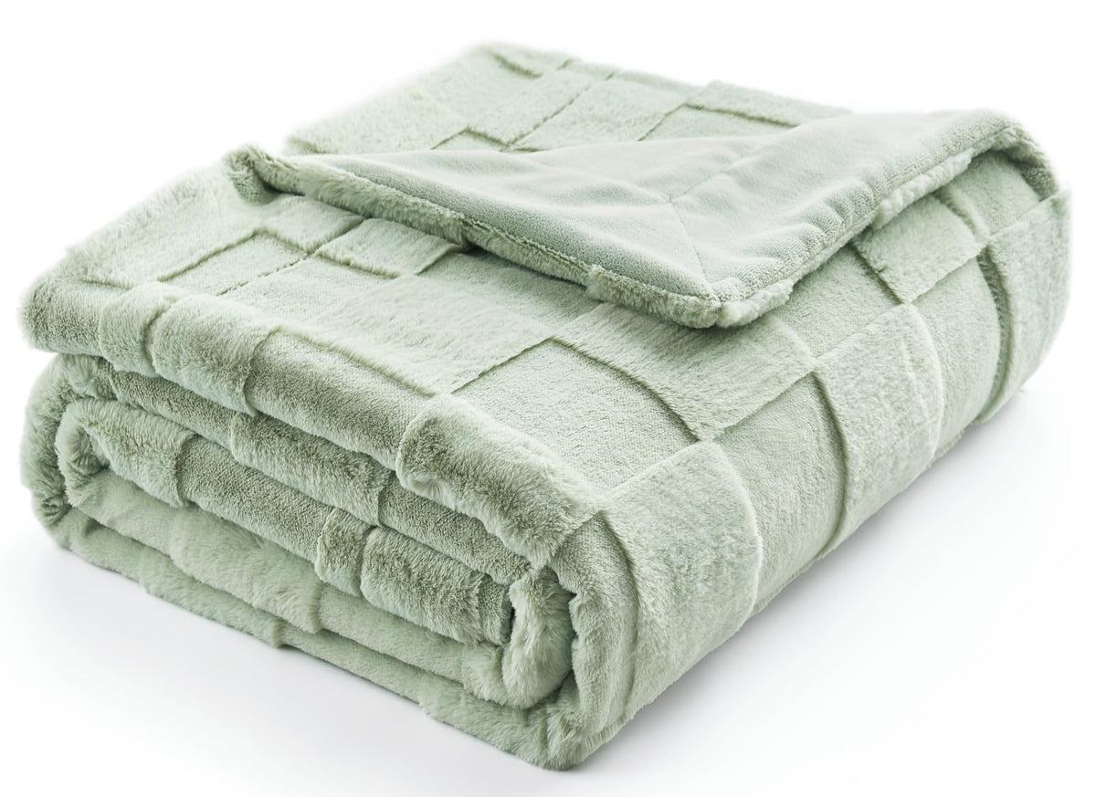 Cozy Bliss Checkered Faux Rabbit Fur Sage Green Throw Blanket, Lightweight Fleece Soft Fuzzy Fluffy Minky Furry Blankets For Cou