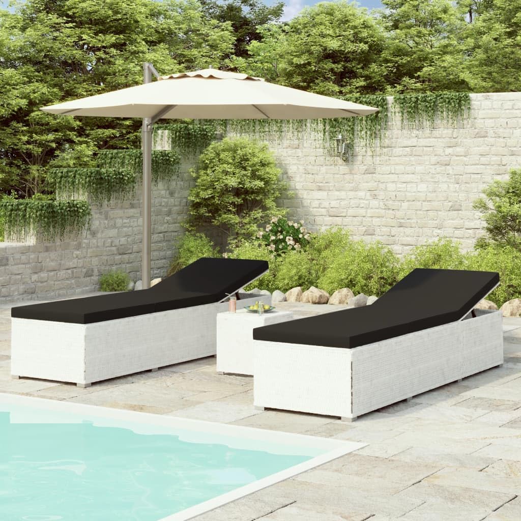 vidaXL - 3 Piece Patio Sun Loungers and Tea Table Set, White Poly Rattan, Weather-Resistant, Adjustable Sides, Thick Cushions with Washable Covers, Ideal for Lounge Areas, Gardens, Patios